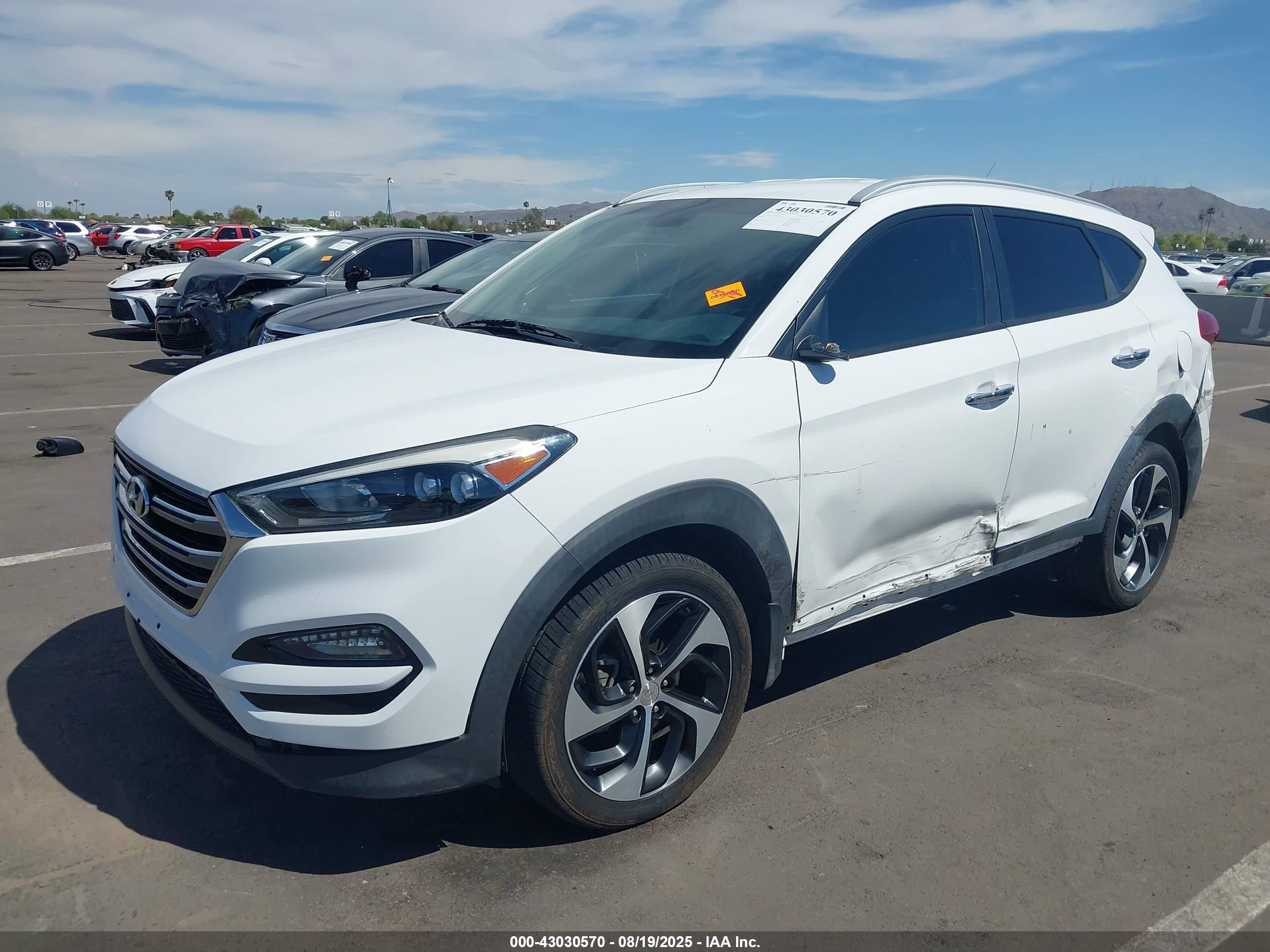 HYUNDAI TUCSON image 2