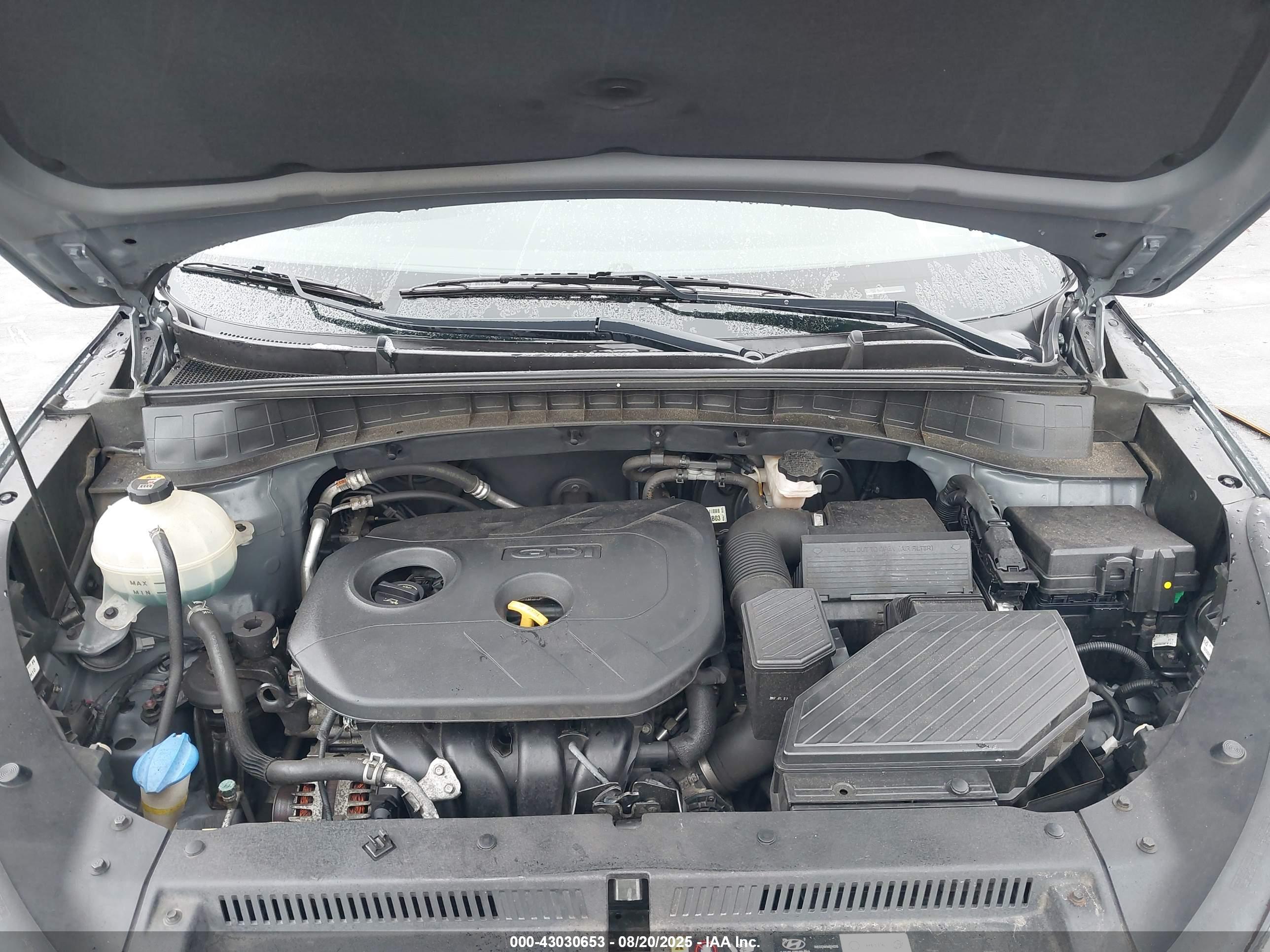 HYUNDAI TUCSON image 10