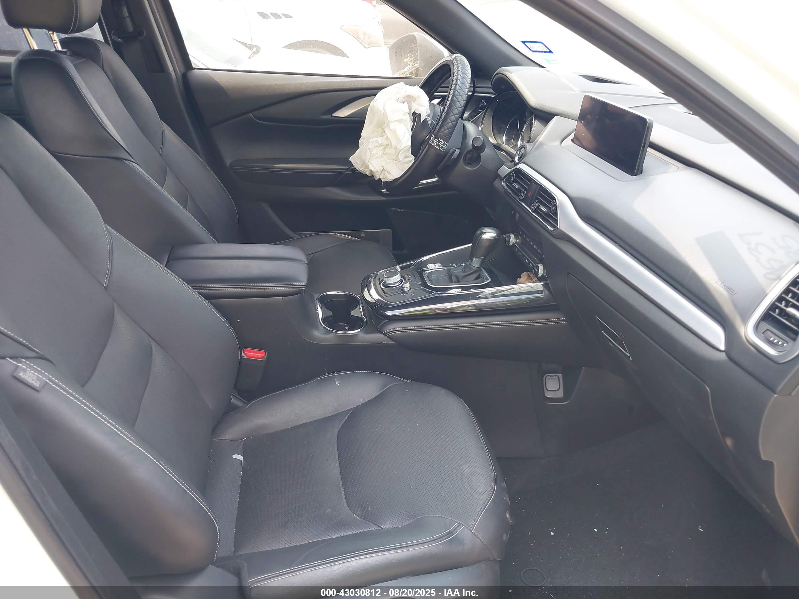 MAZDA CX-9 image 5