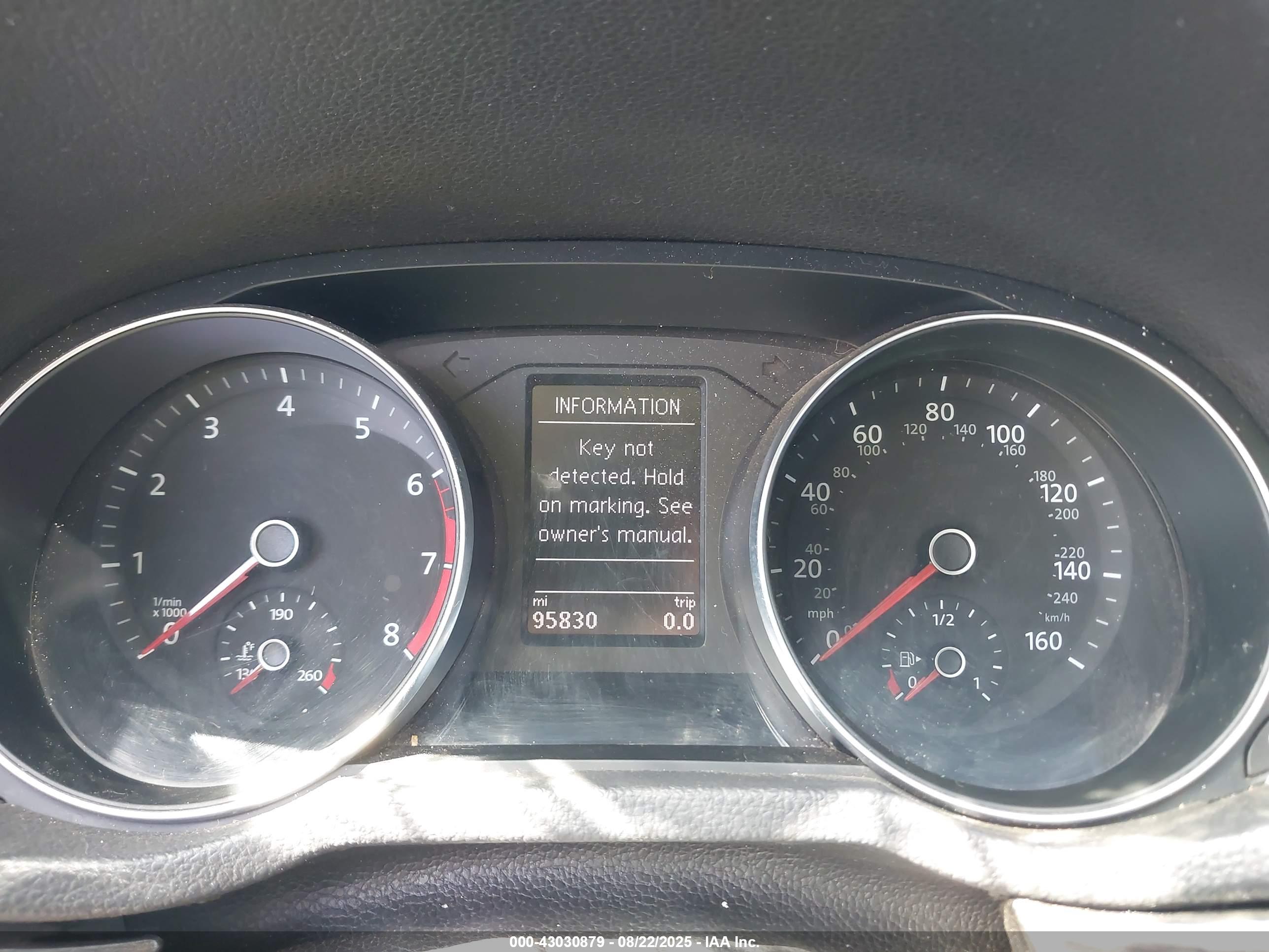 VOLKSWAGEN PASSAT image 7