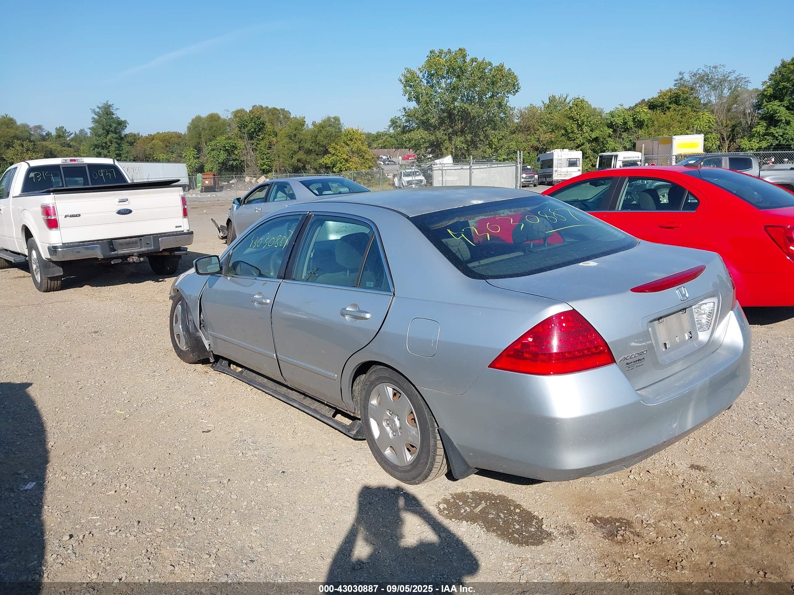HONDA ACCORD image 3