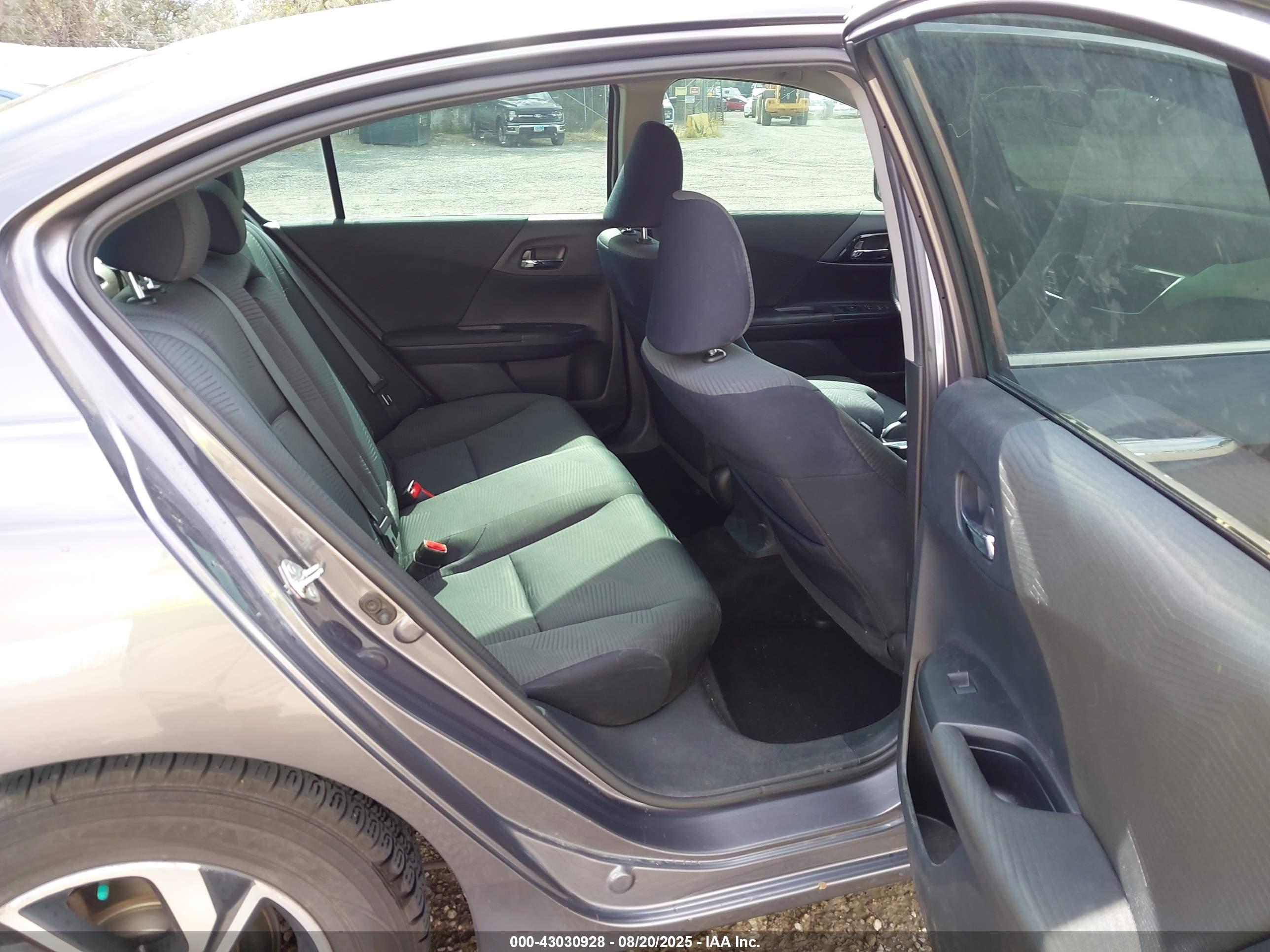 HONDA ACCORD image 8