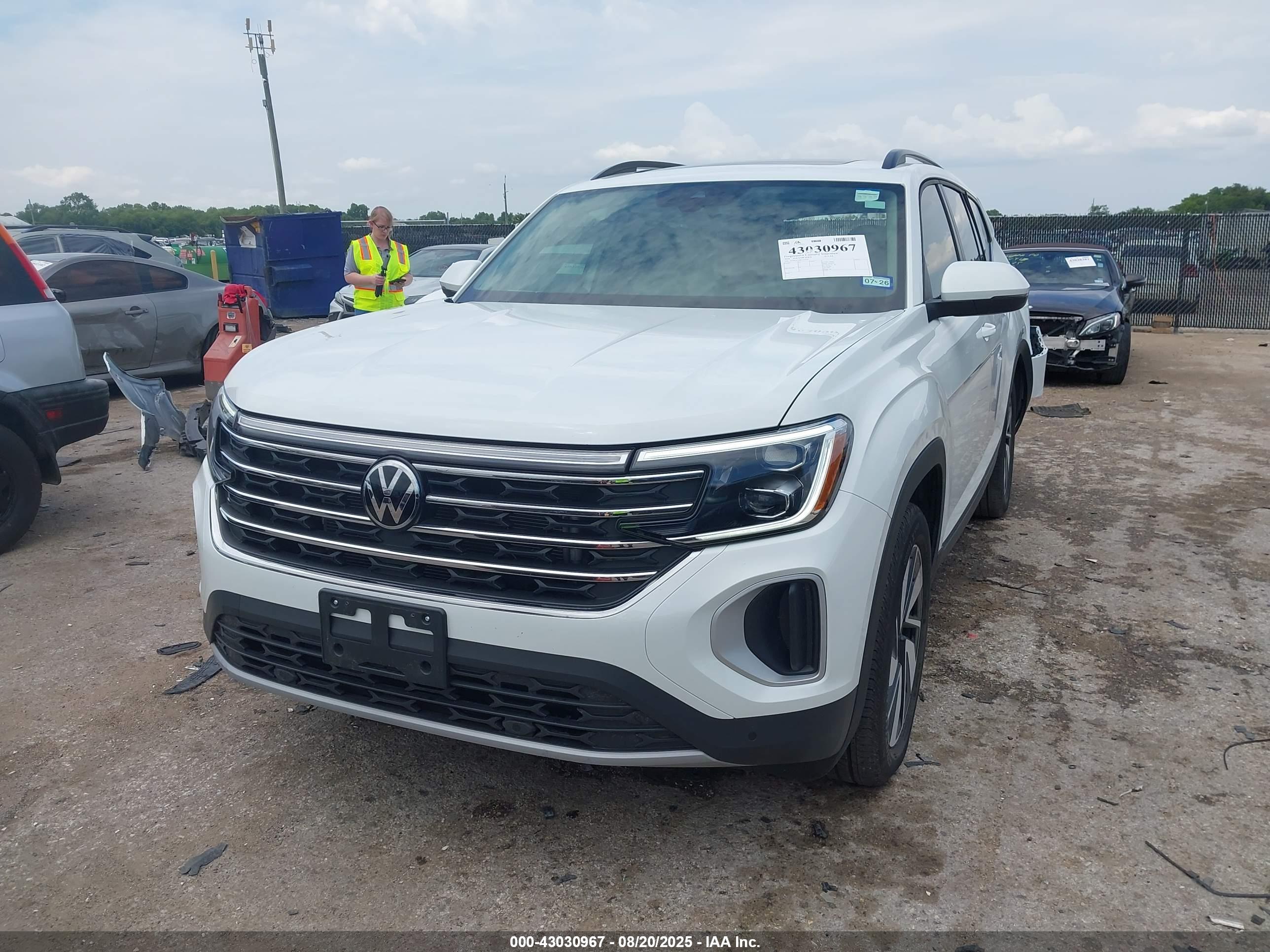 VOLKSWAGEN ATLAS image 2