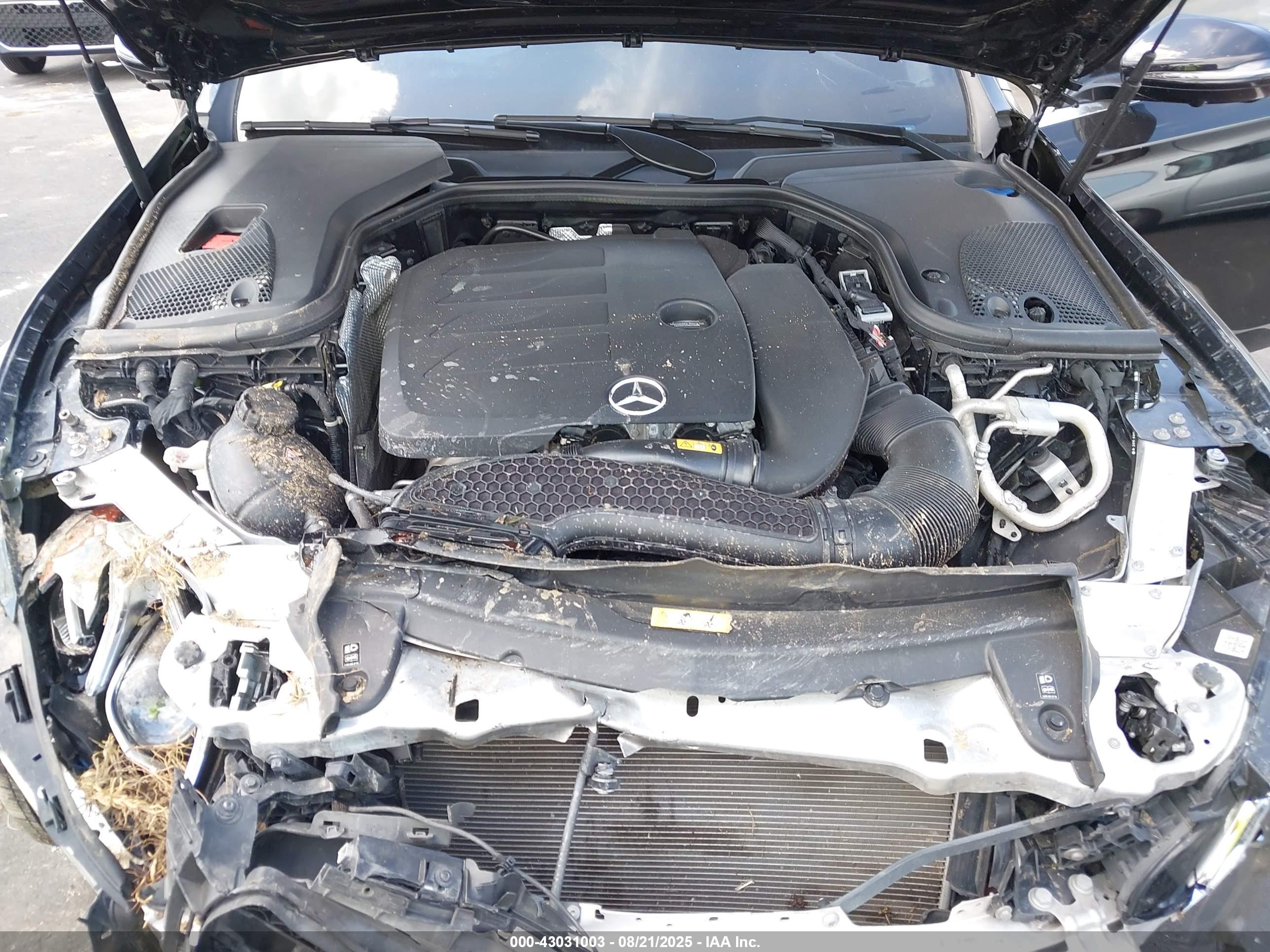 MERCEDES-BENZ E image 10
