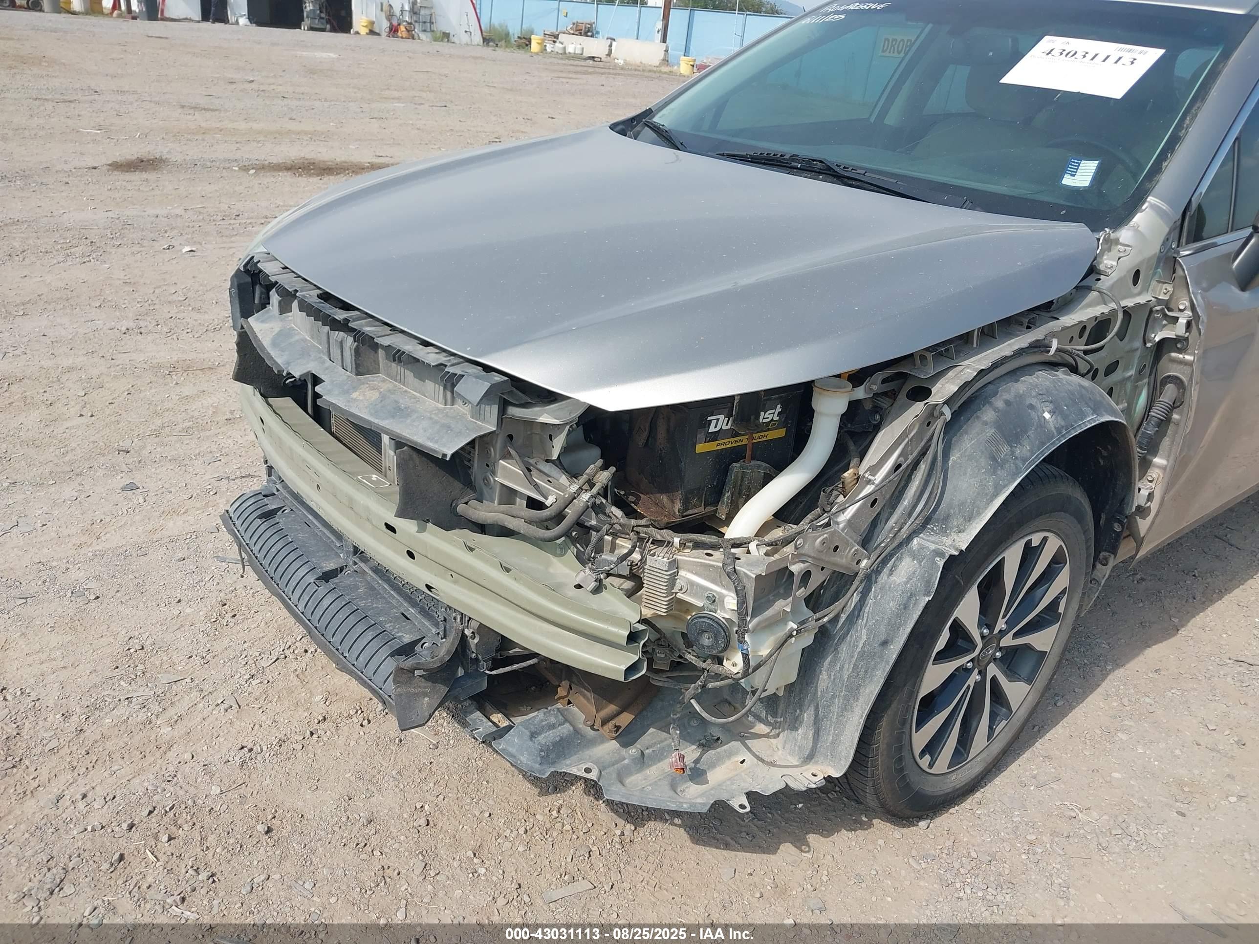 SUBARU OUTBACK image 6