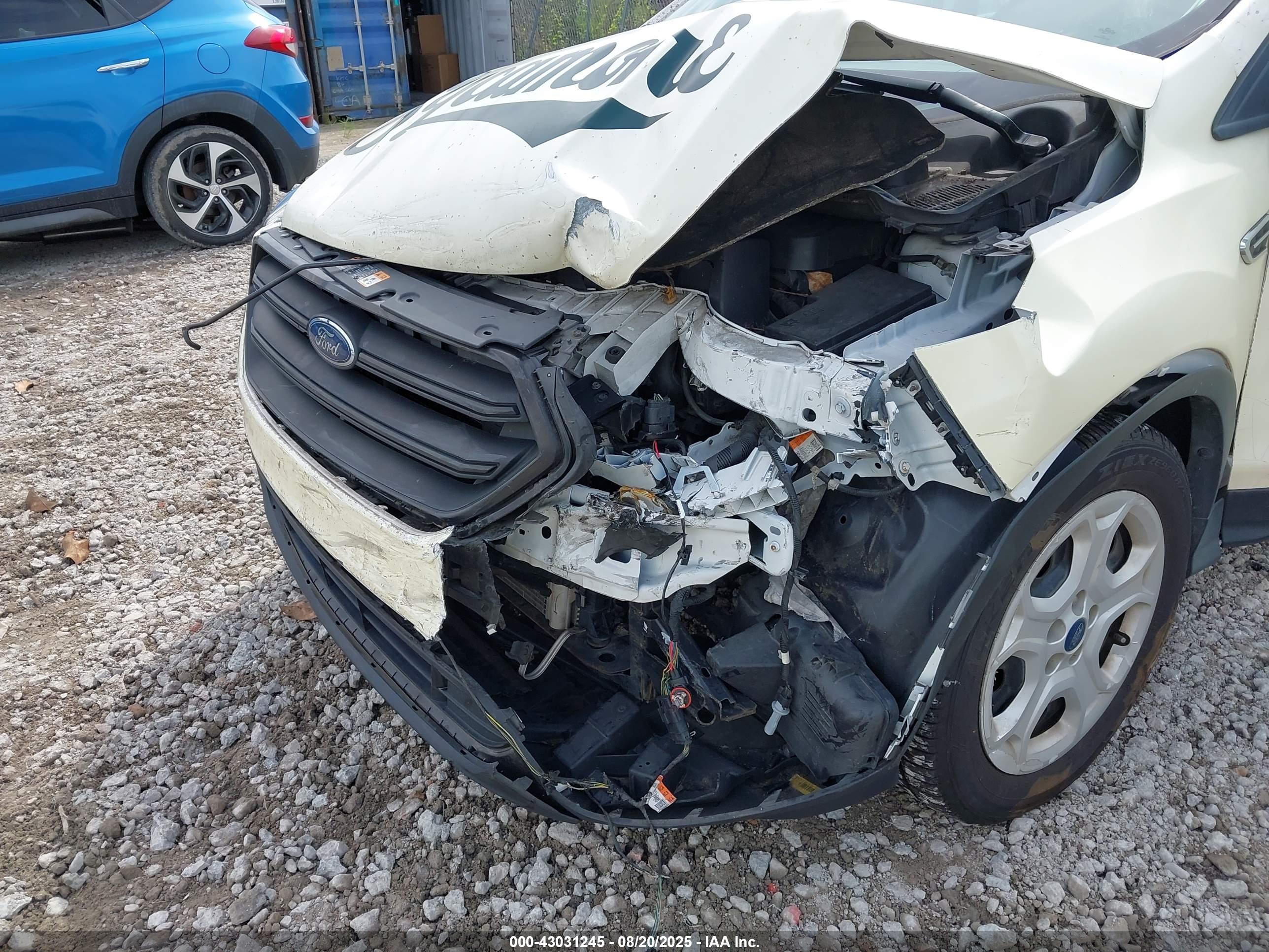 FORD ESCAPE image 6