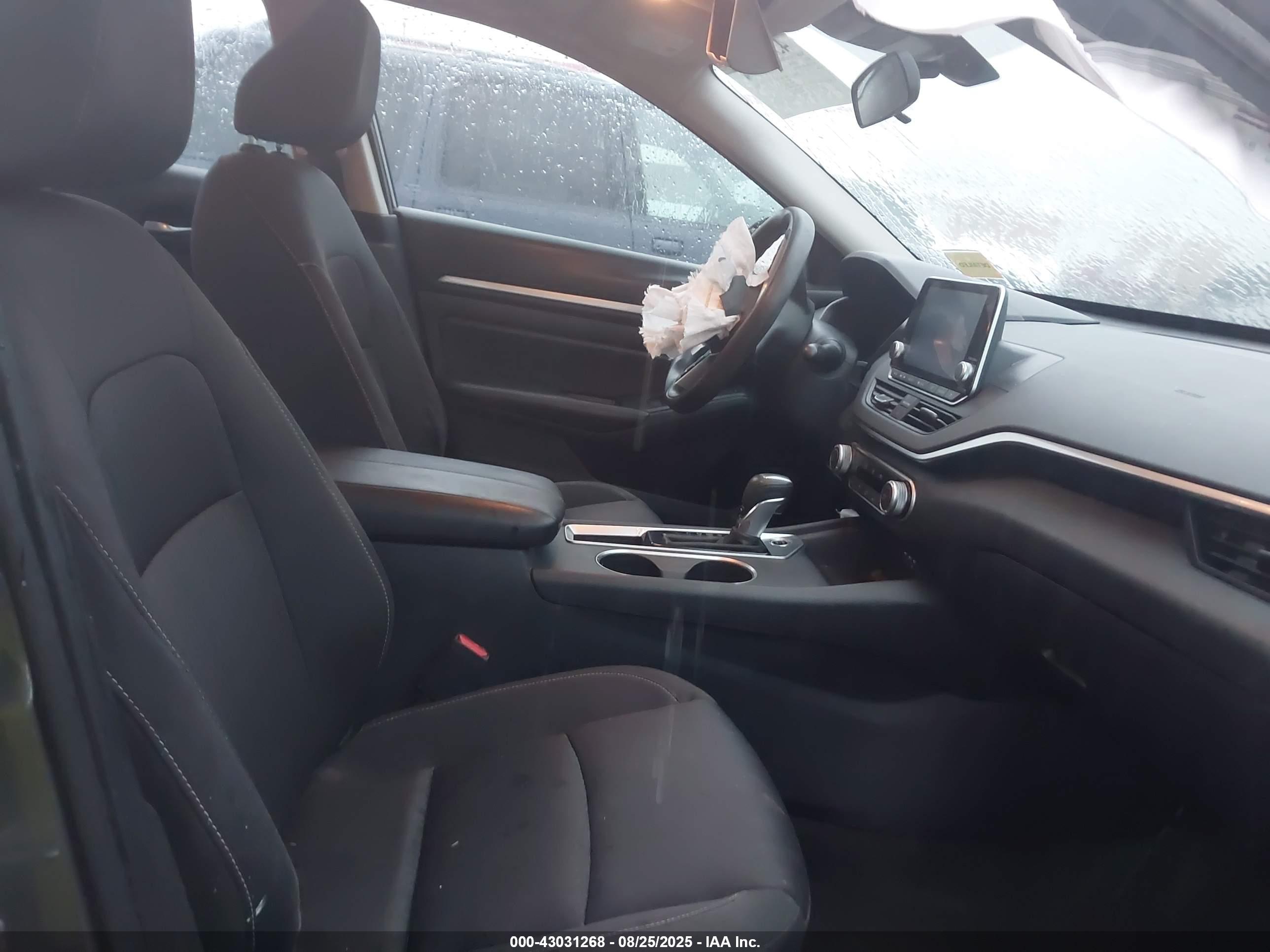 NISSAN ALTIMA image 5
