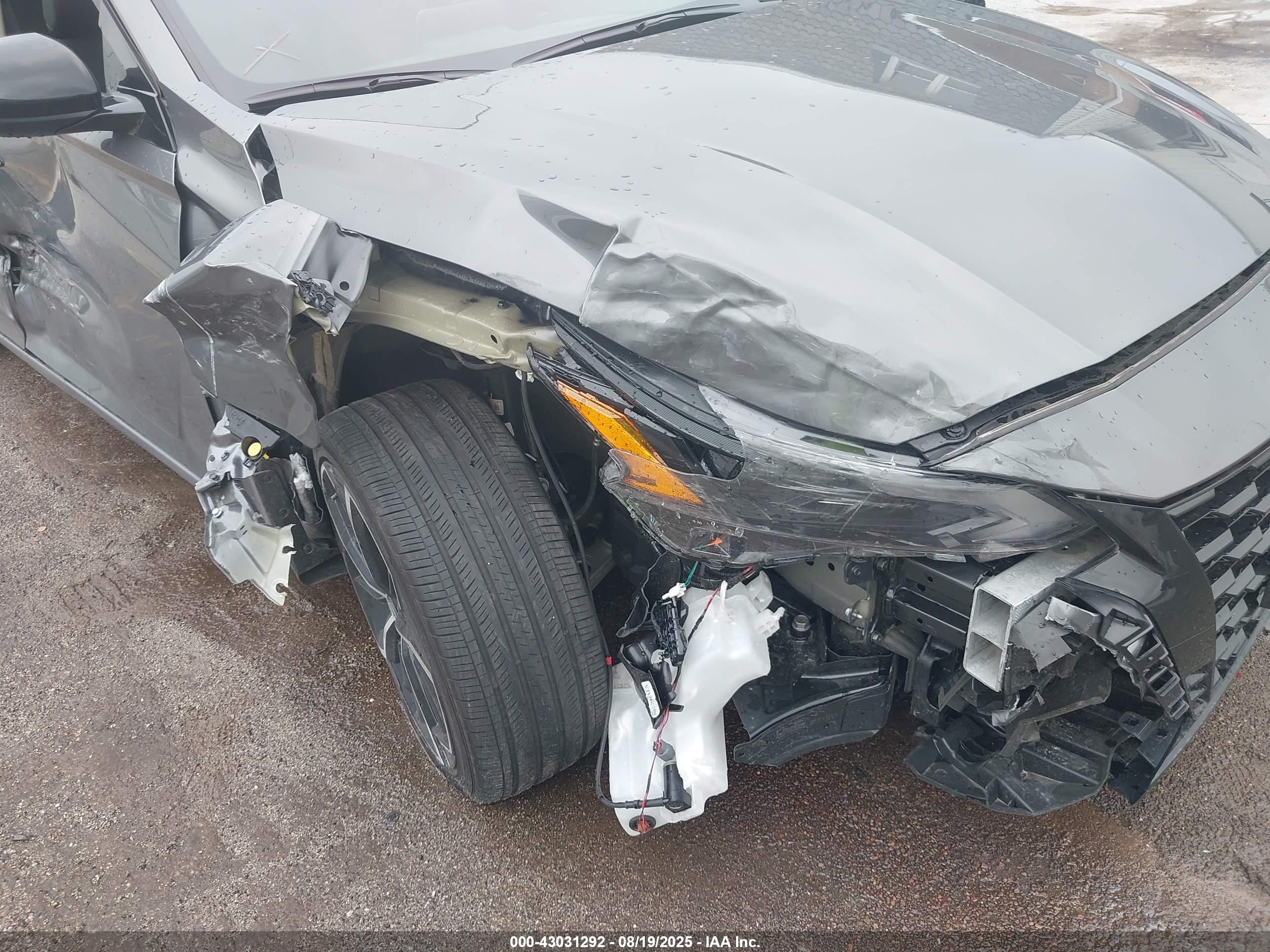 NISSAN ALTIMA image 6