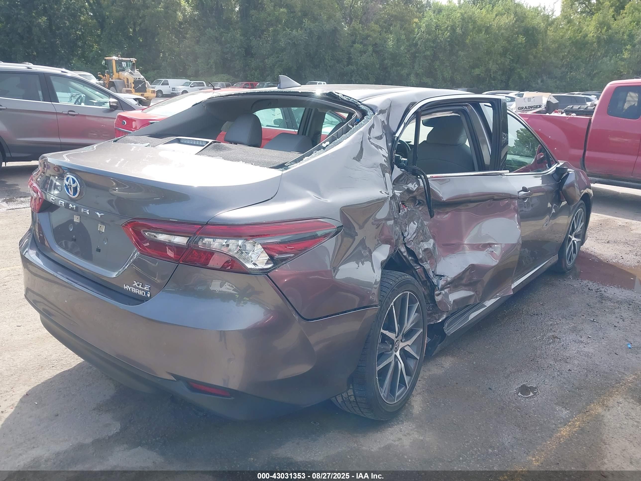 TOYOTA CAMRY image 4