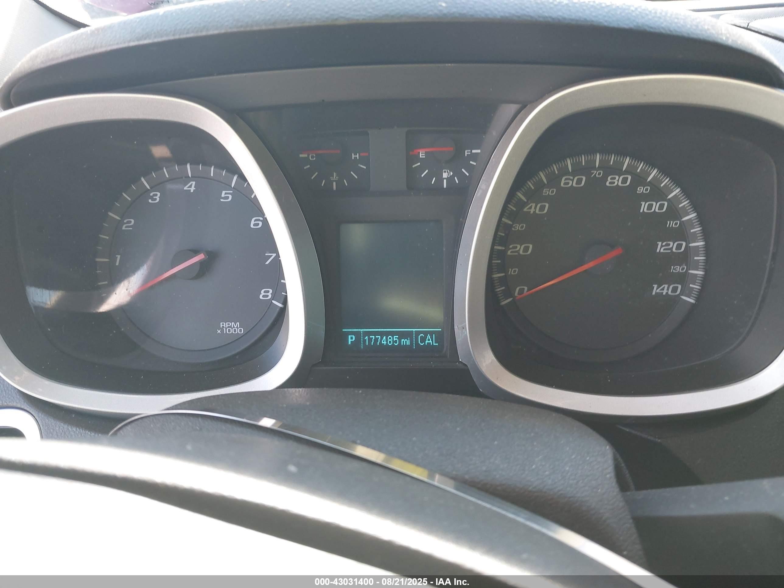 CHEVROLET EQUINOX image 7