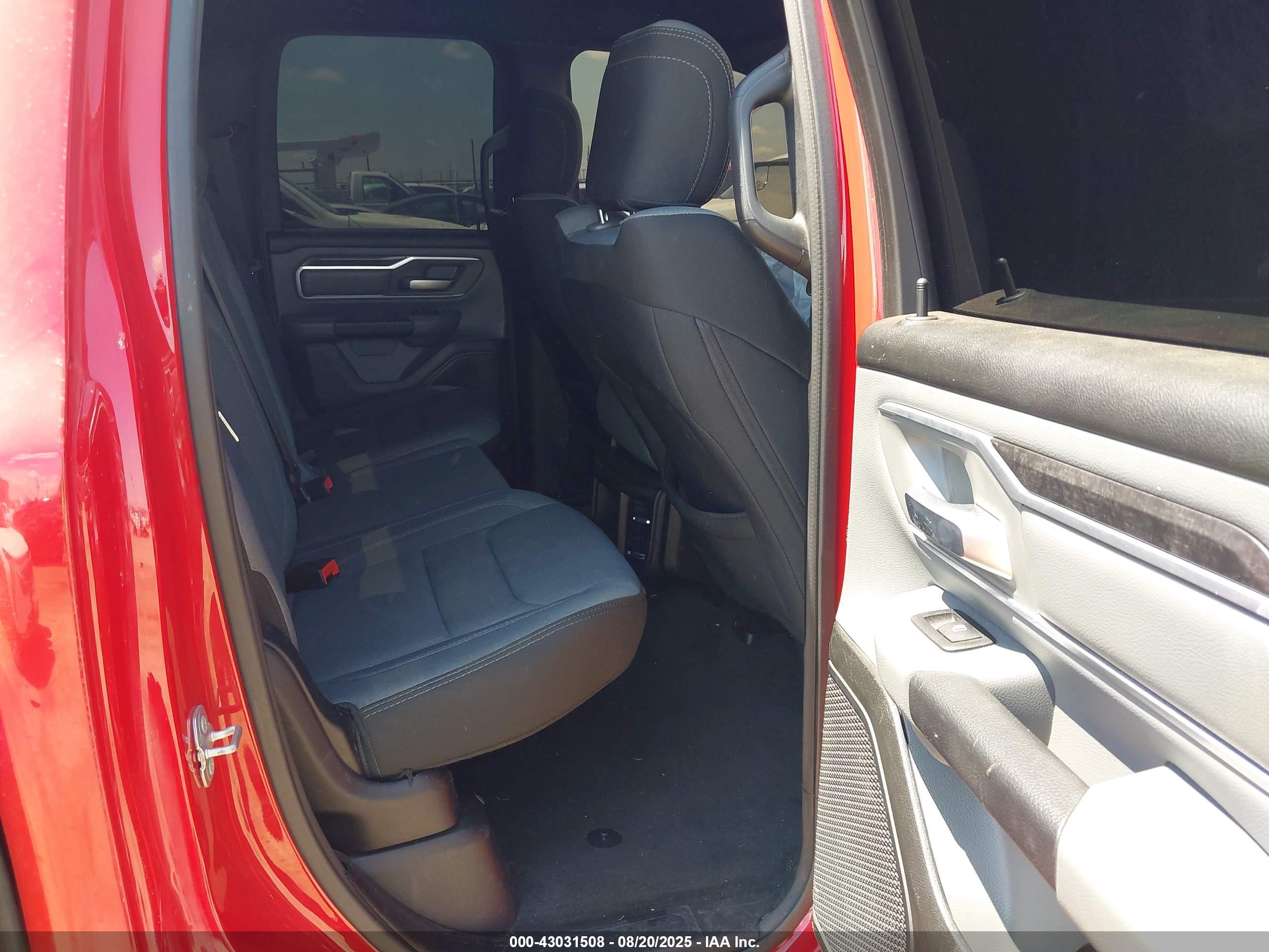 RAM 1500 image 8