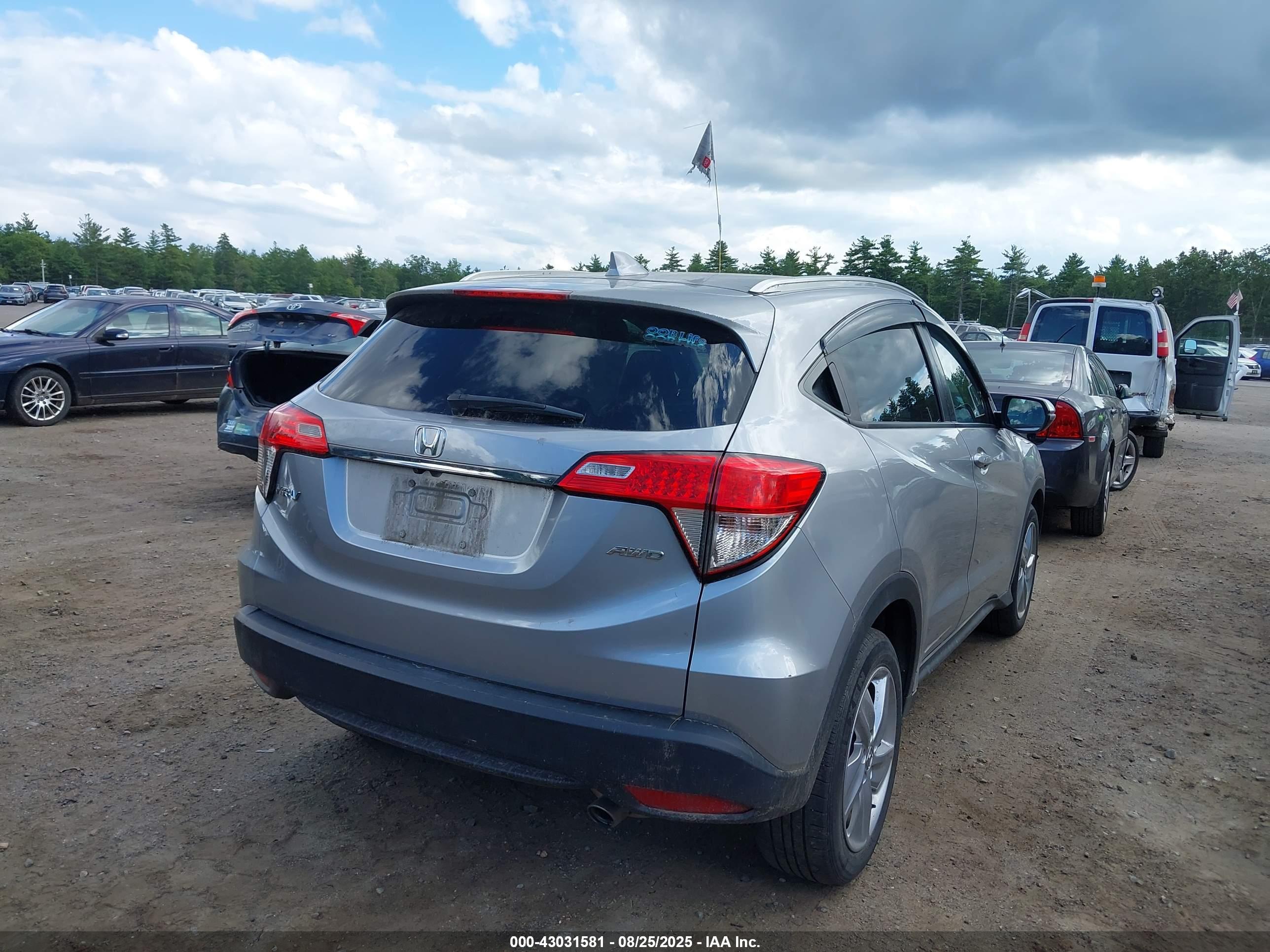 HONDA HR-V image 4