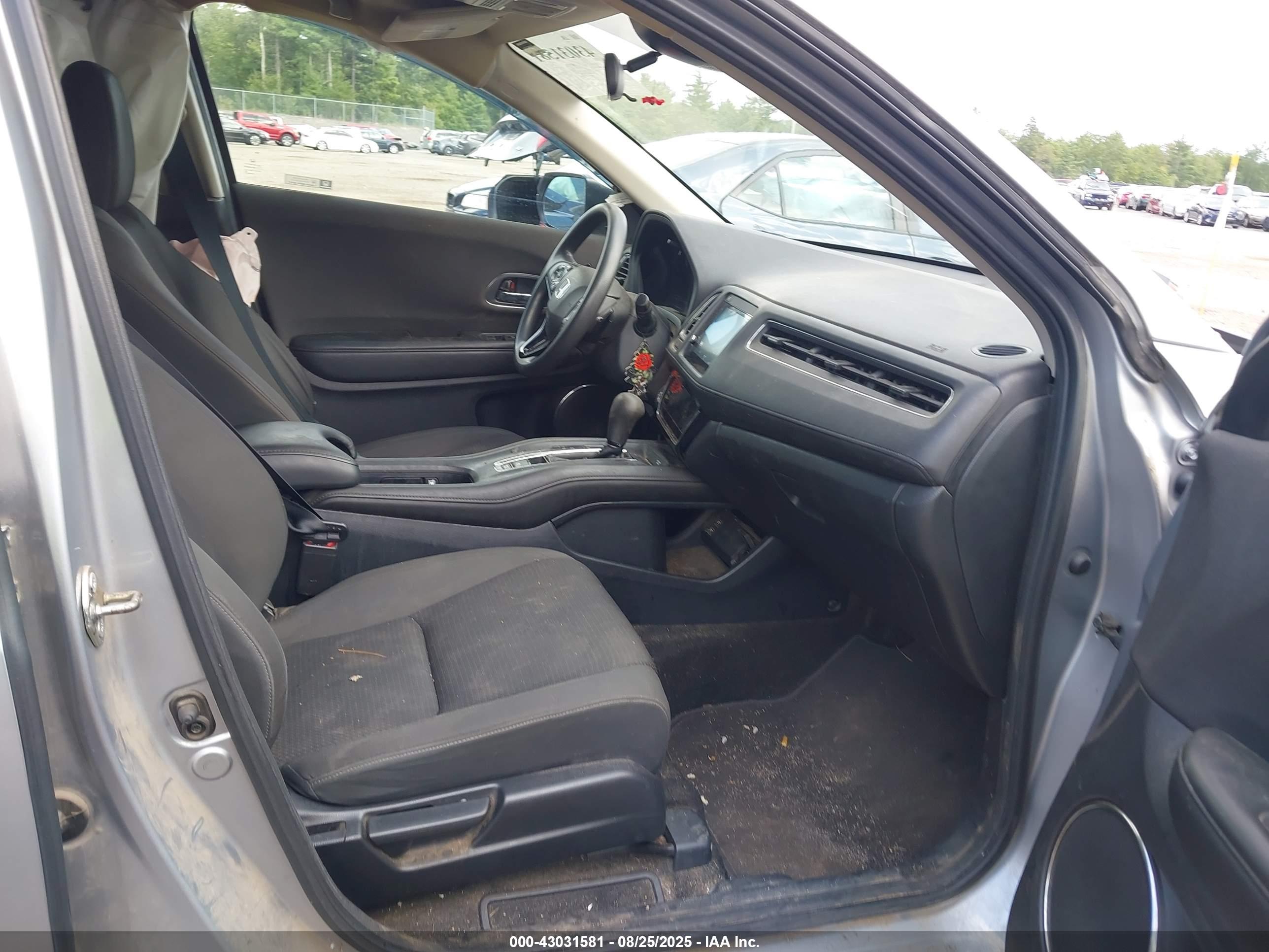 HONDA HR-V image 5