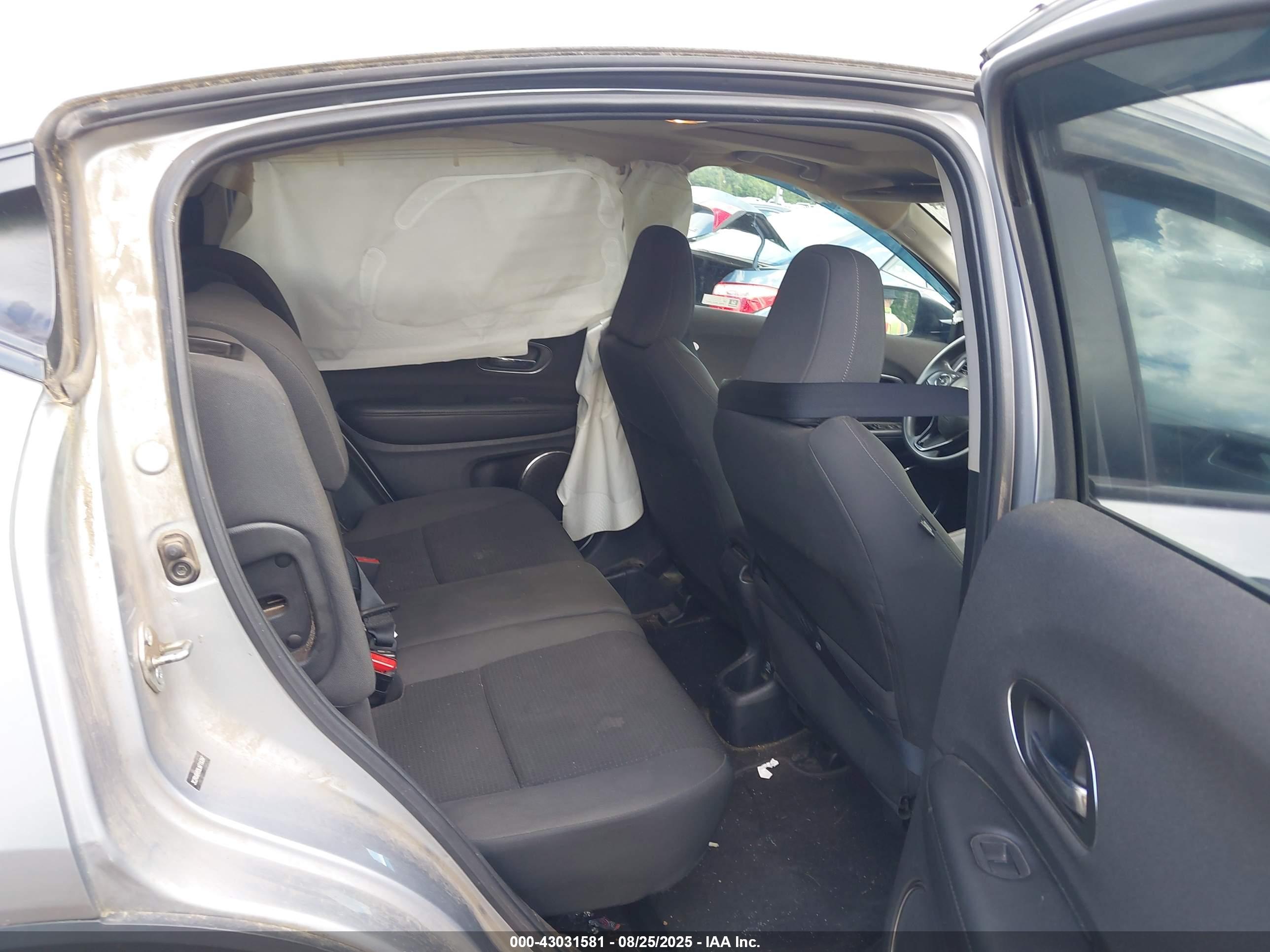 HONDA HR-V image 8