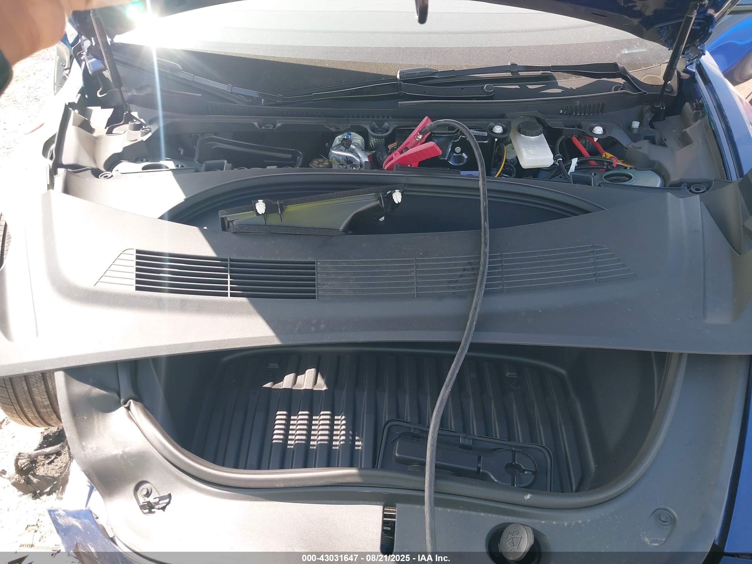 TESLA MODEL image 10