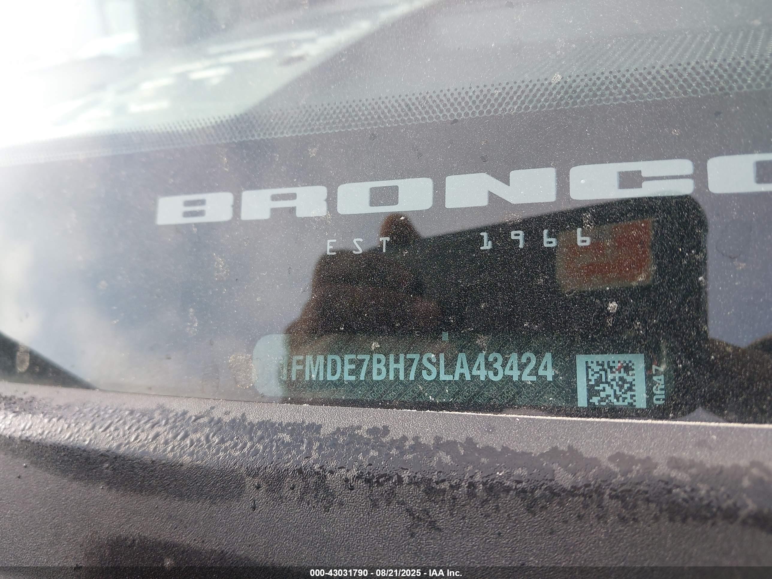 FORD BRONCO image 9
