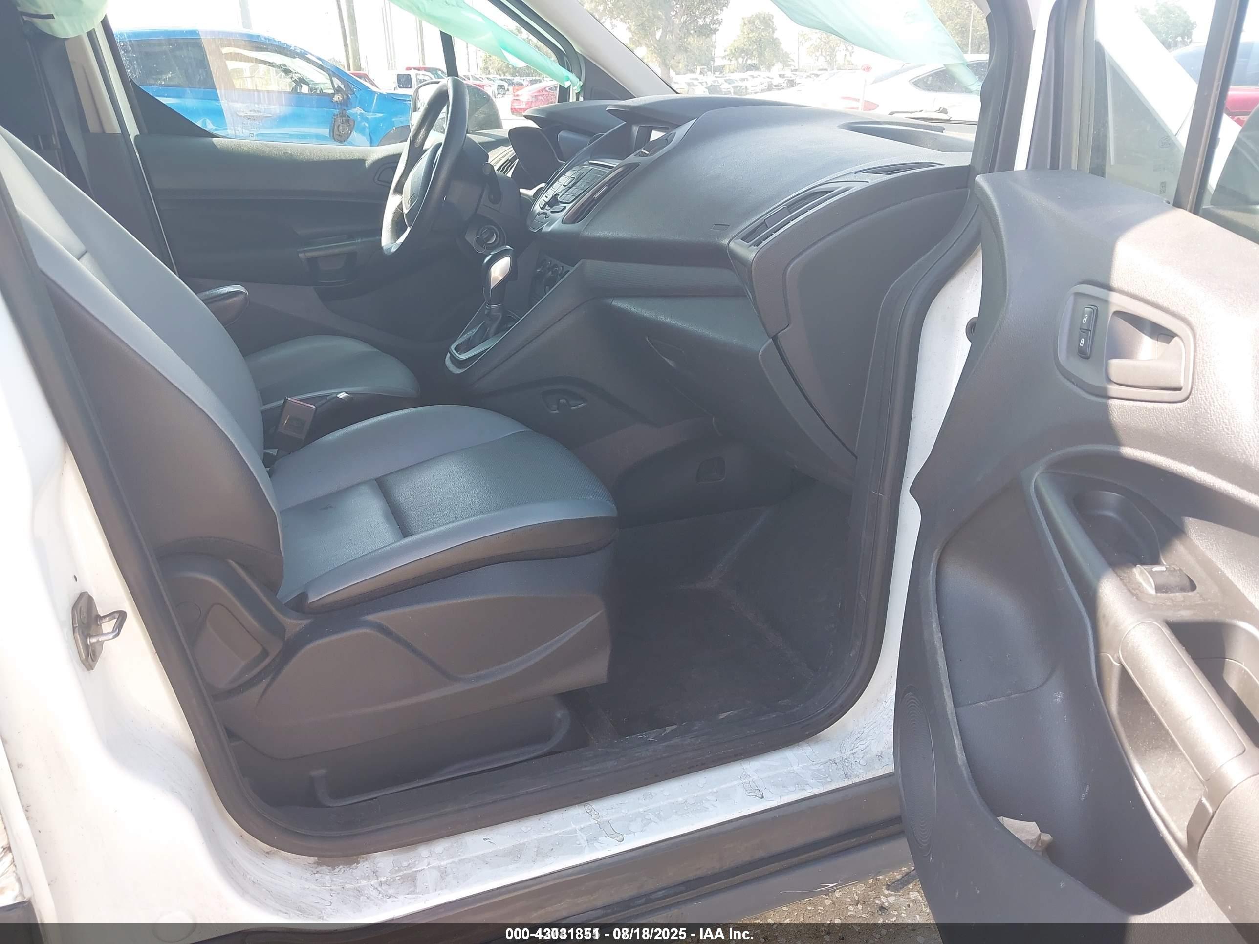 FORD TRANSIT image 5