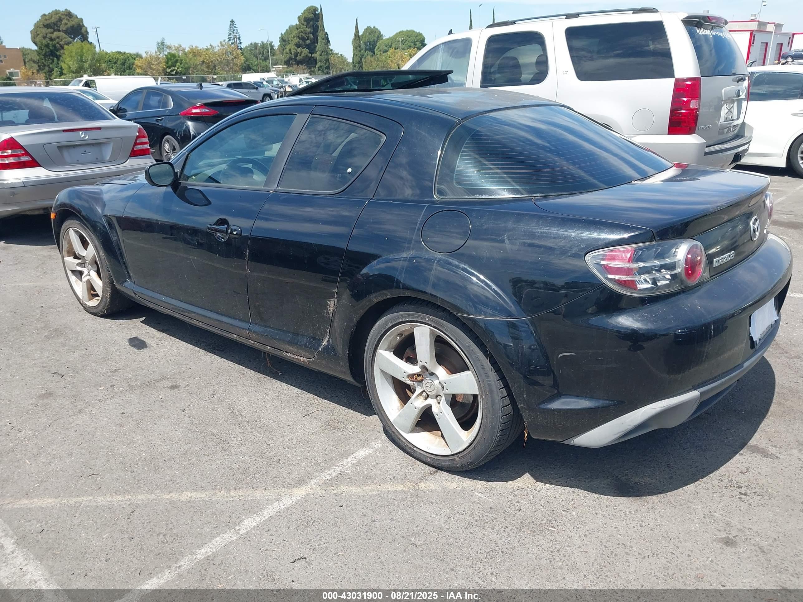 MAZDA RX-8 image 3