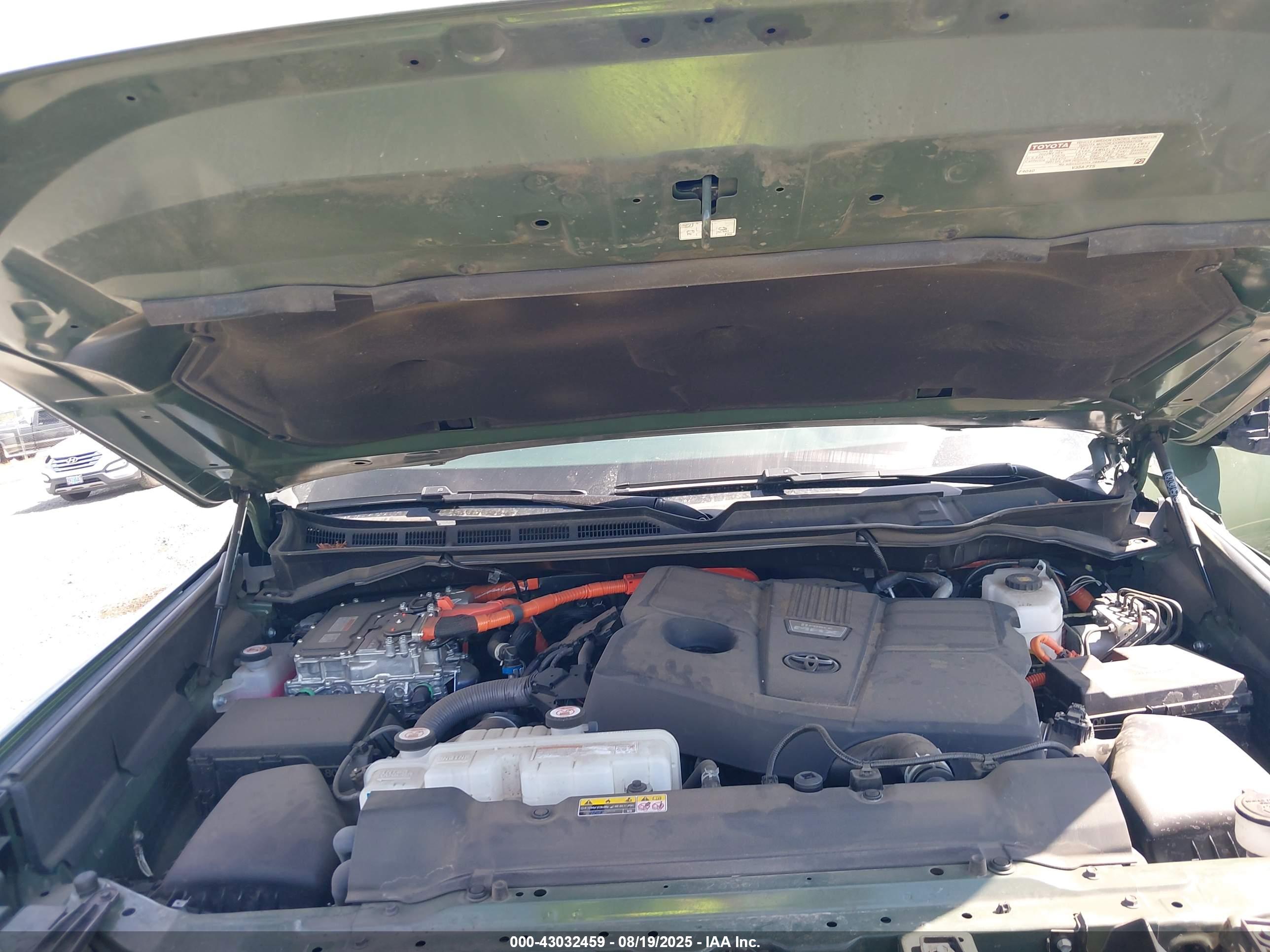 TOYOTA TUNDRA image 10