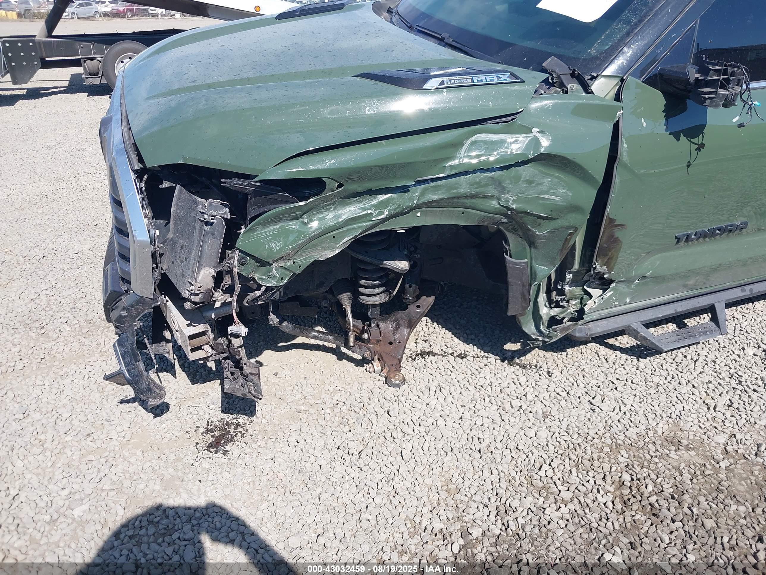 TOYOTA TUNDRA image 6