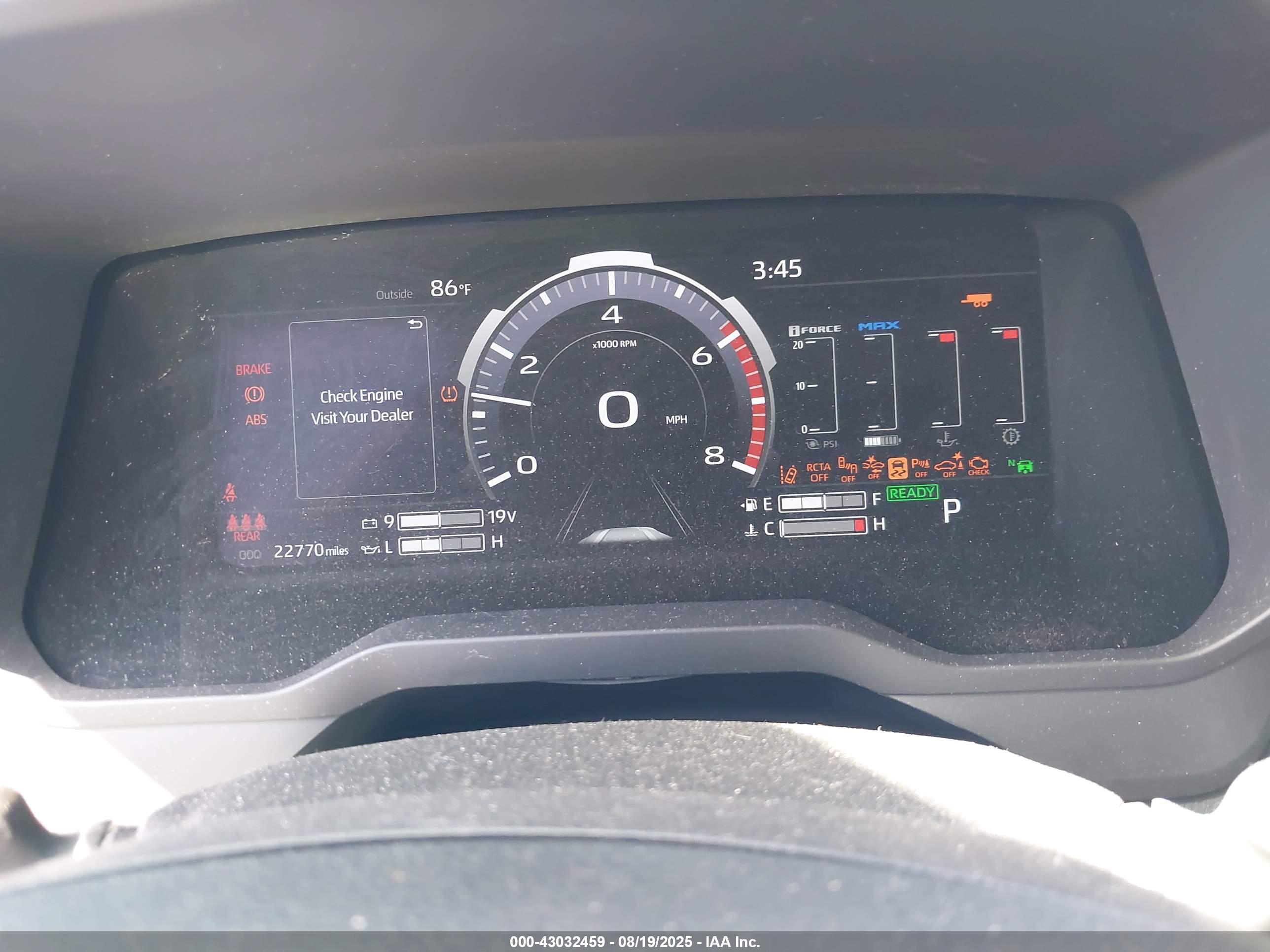 TOYOTA TUNDRA image 7