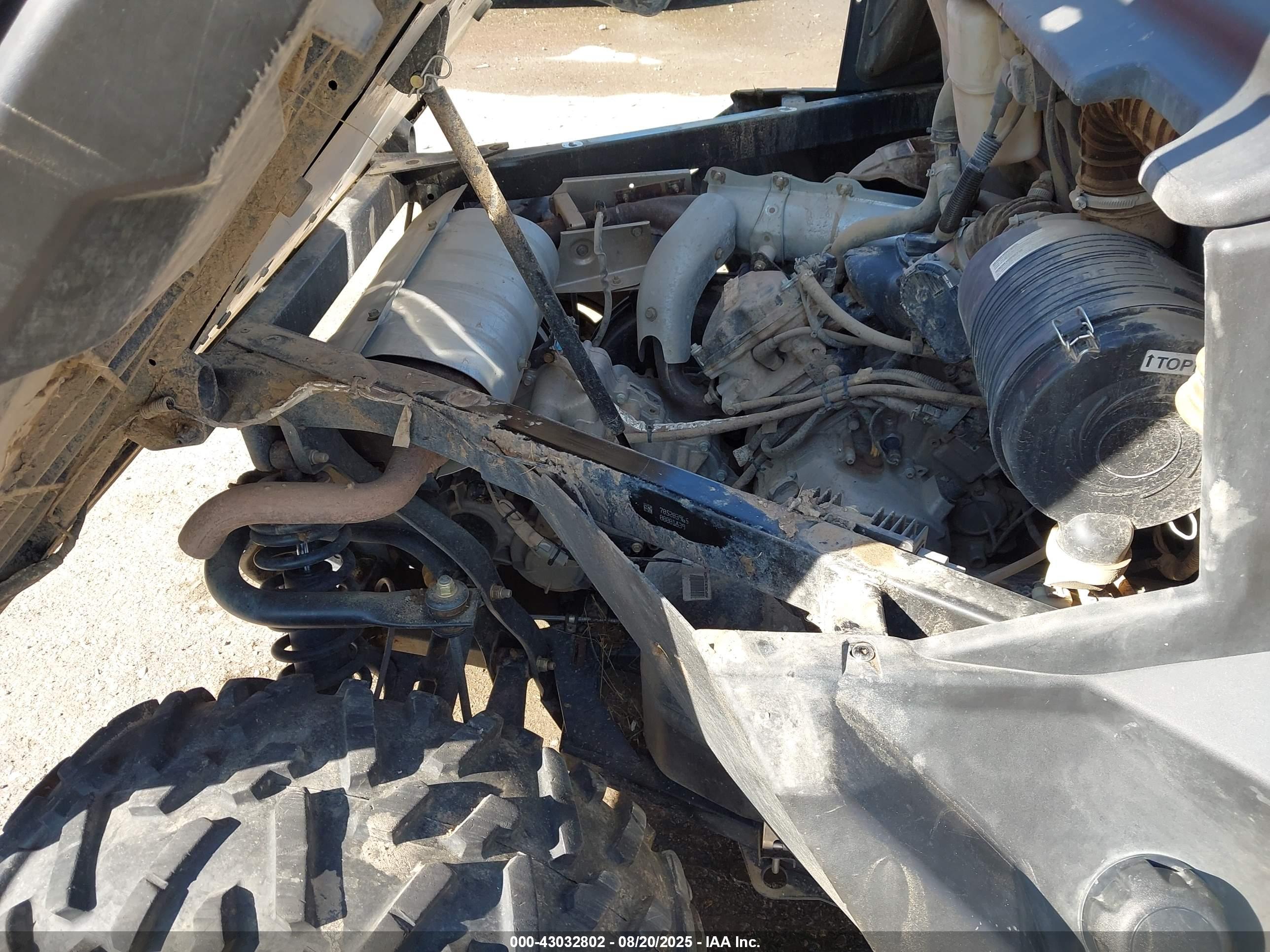 CAN-AM DEFENDER image 8