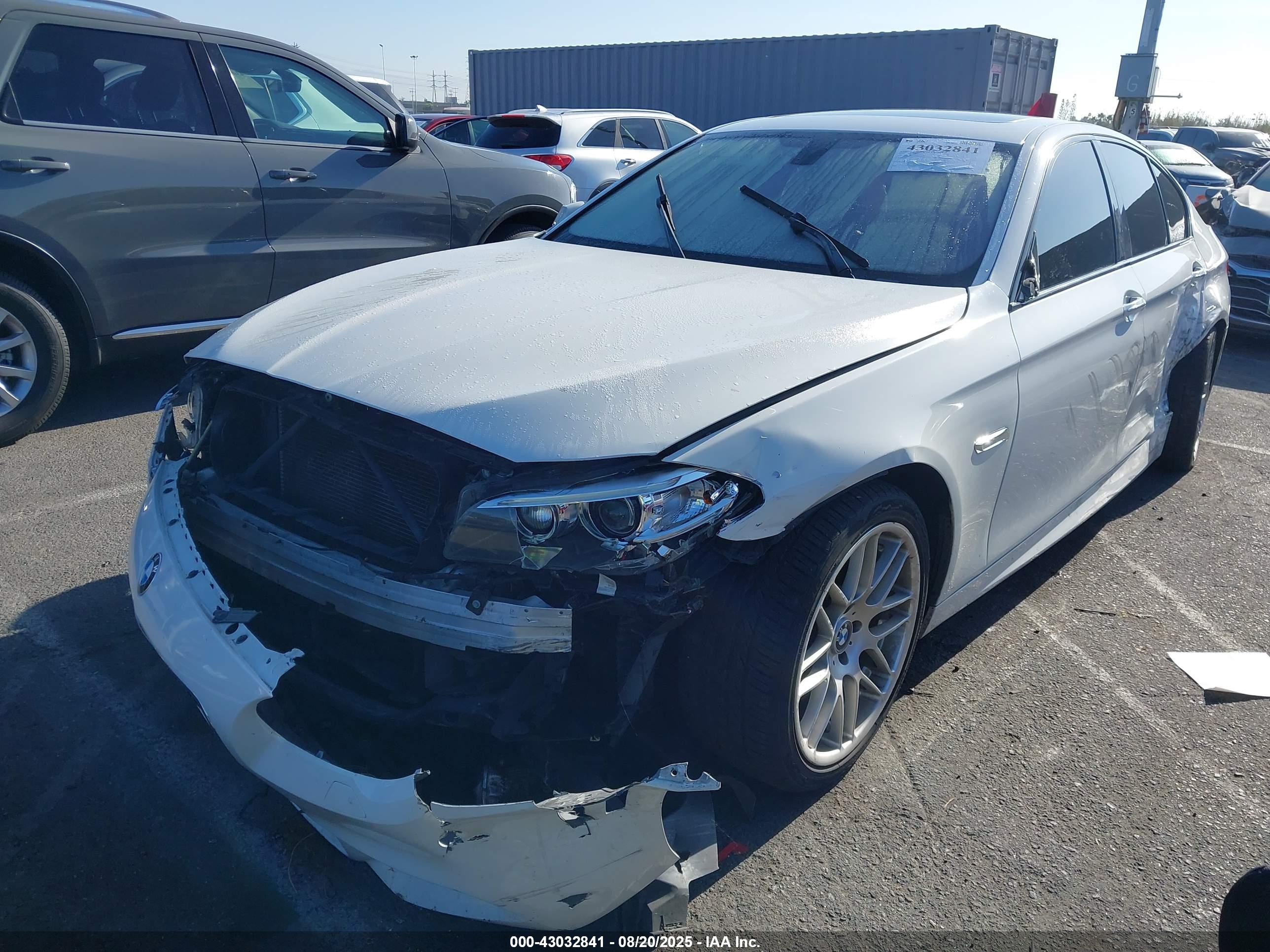 BMW 535I image 2