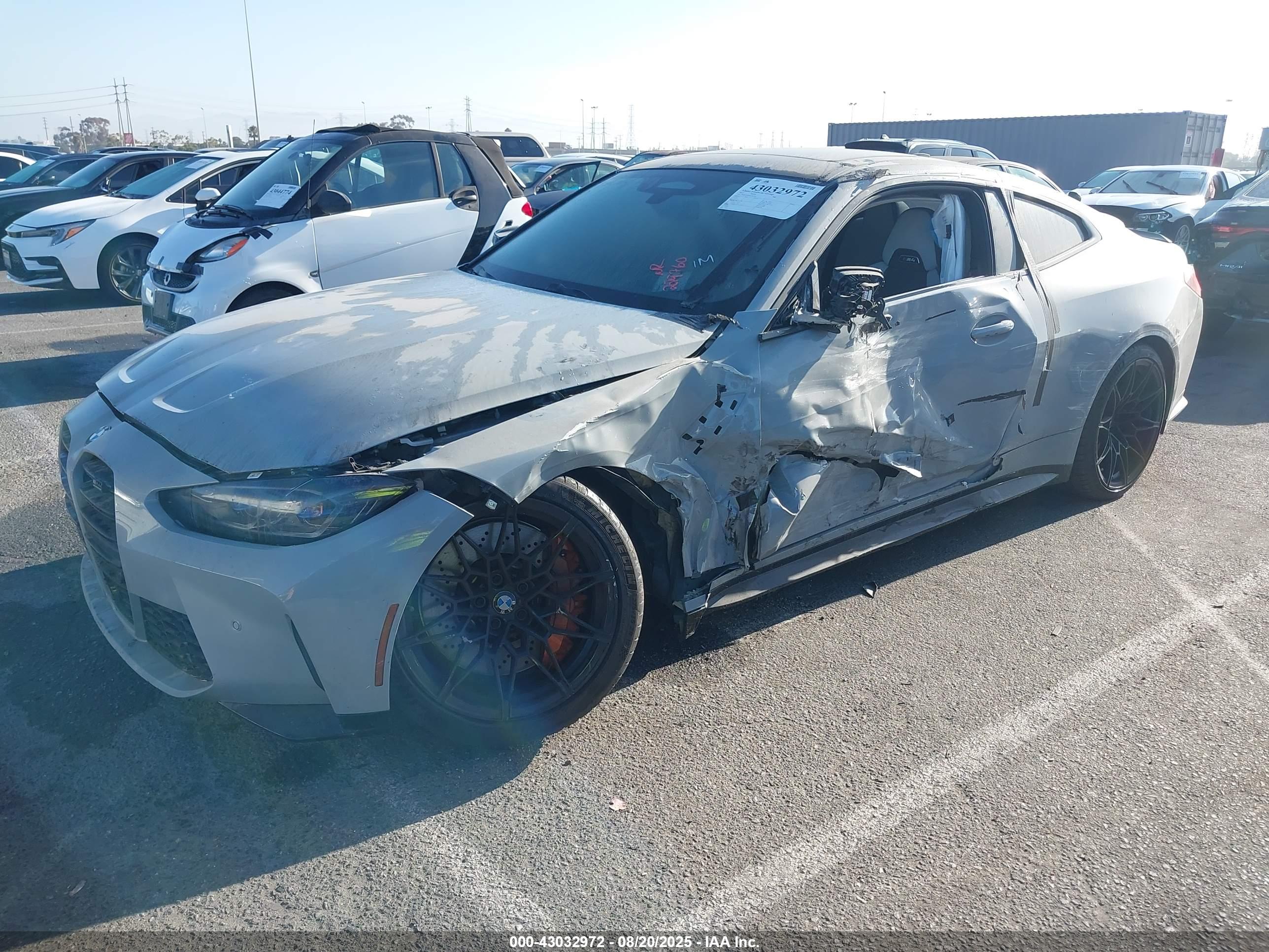 BMW M4 image 2