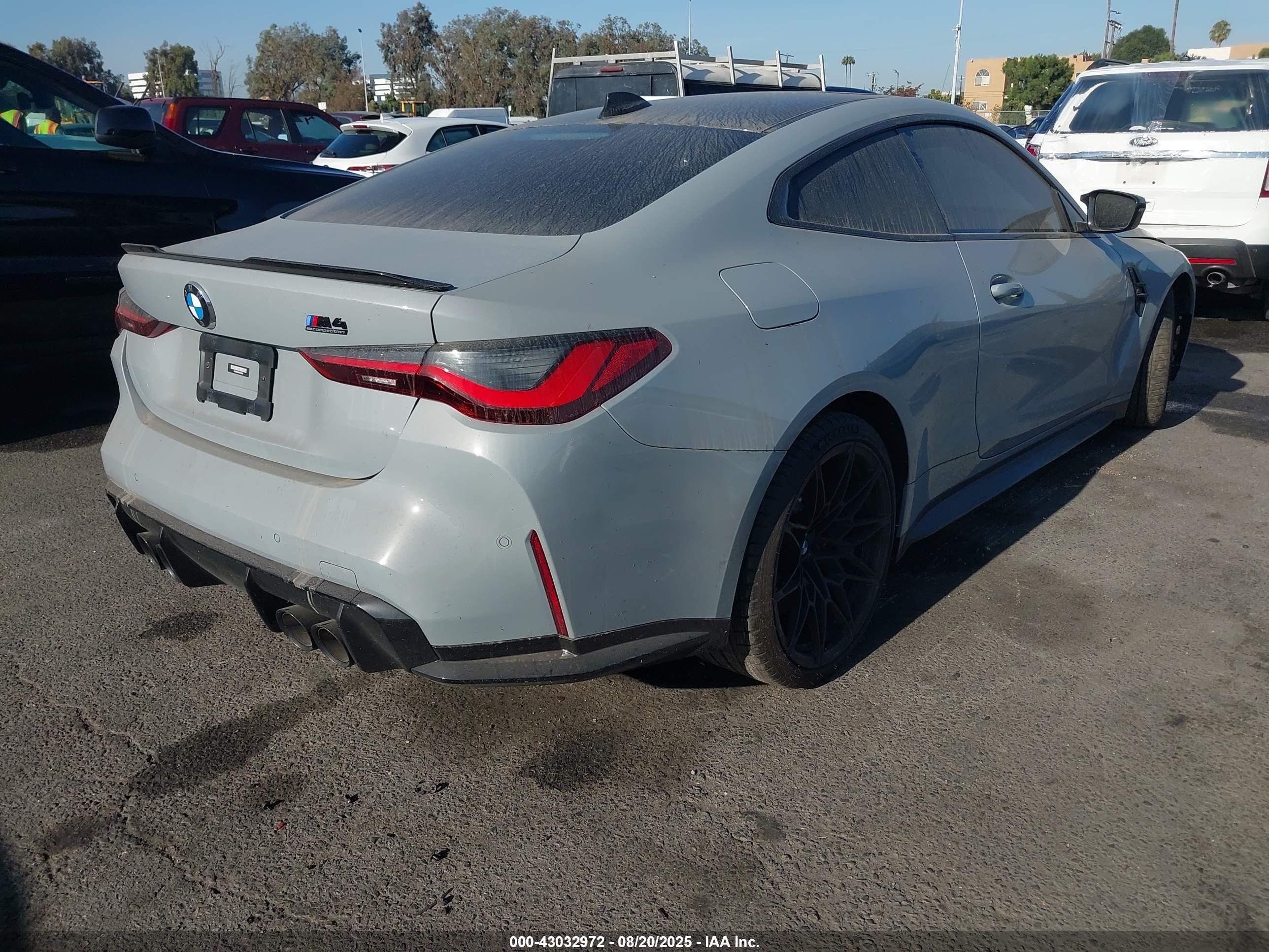 BMW M4 image 4