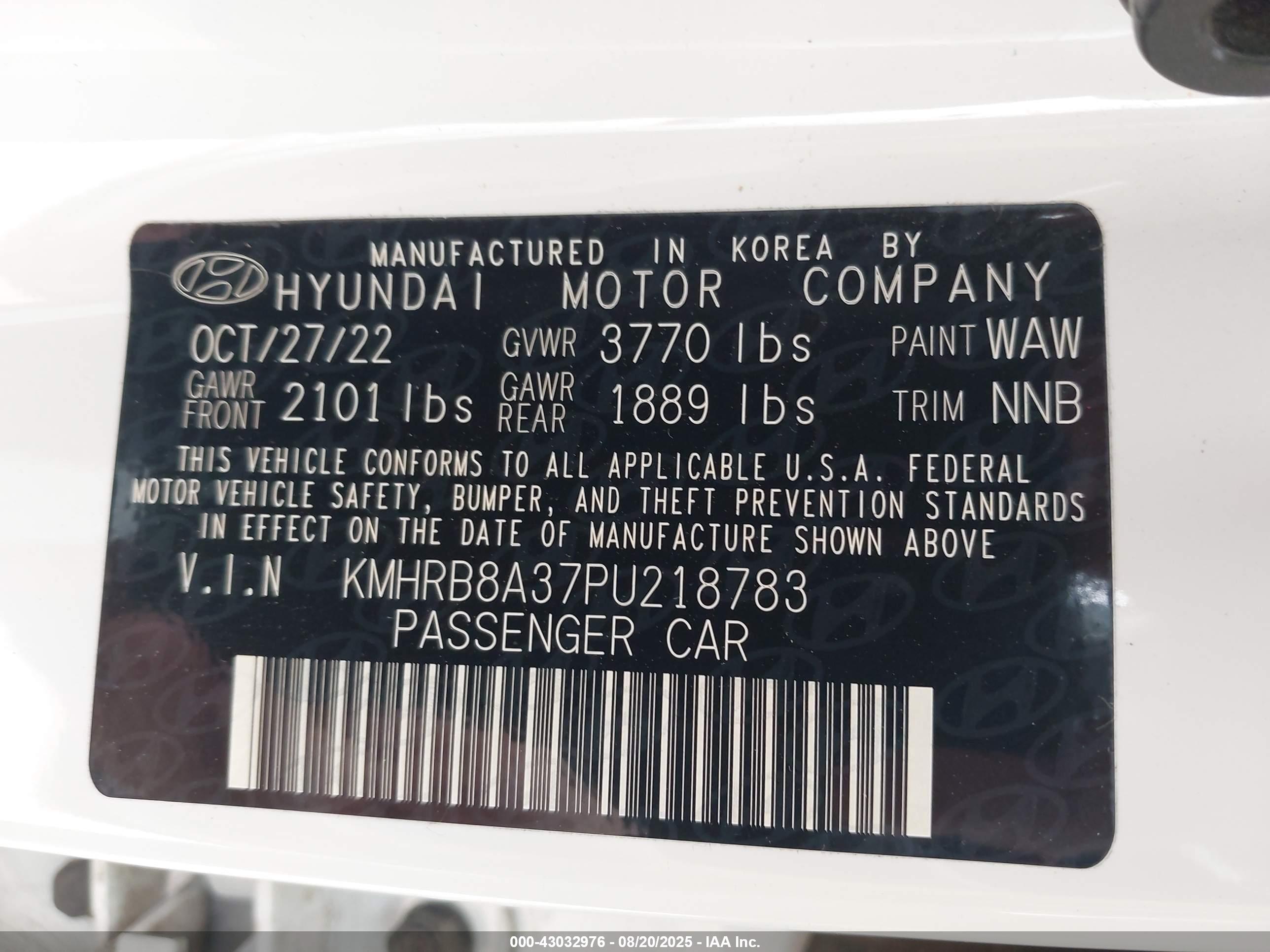 HYUNDAI VENUE image 9