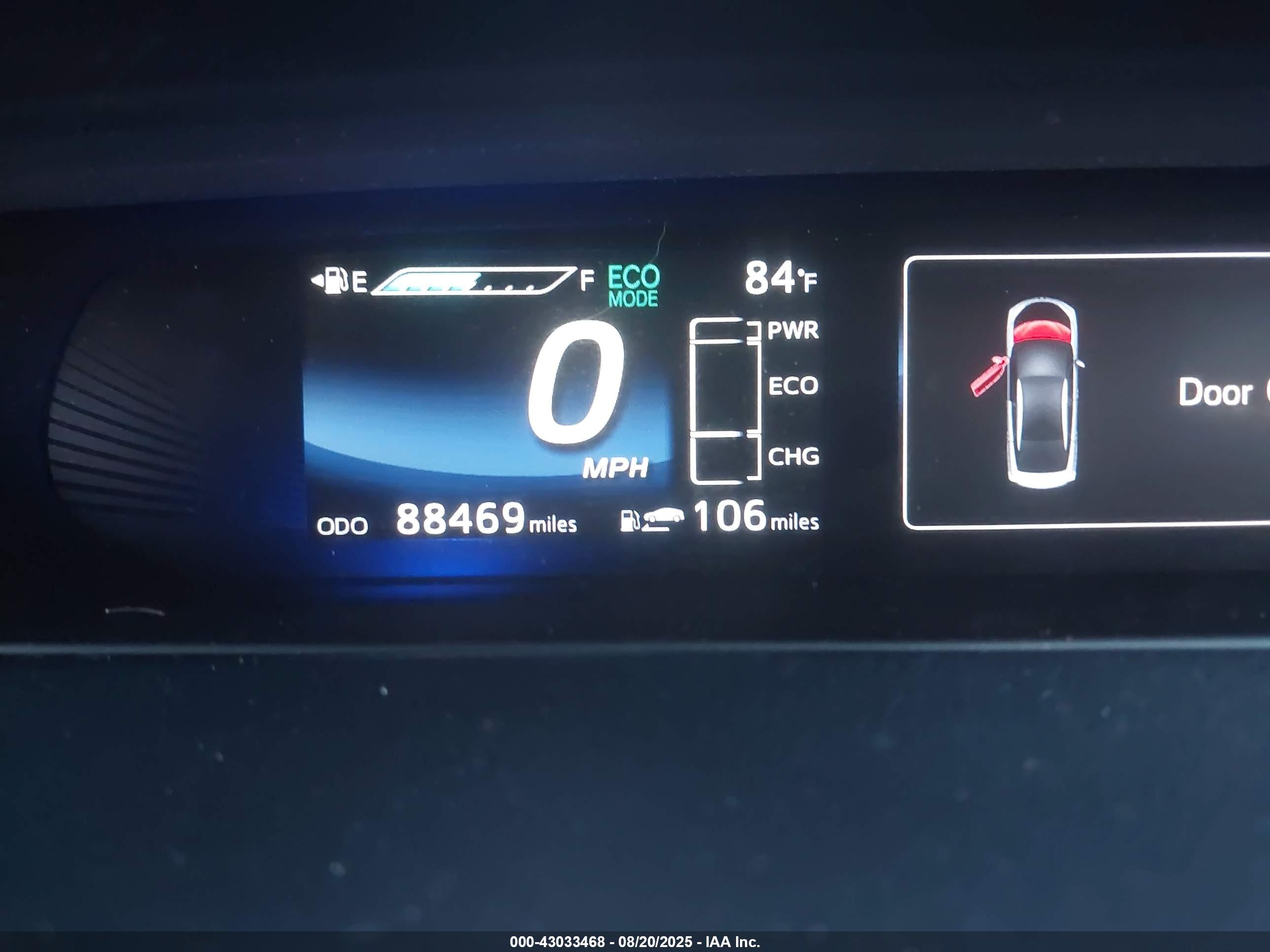 TOYOTA MIRAI image 7