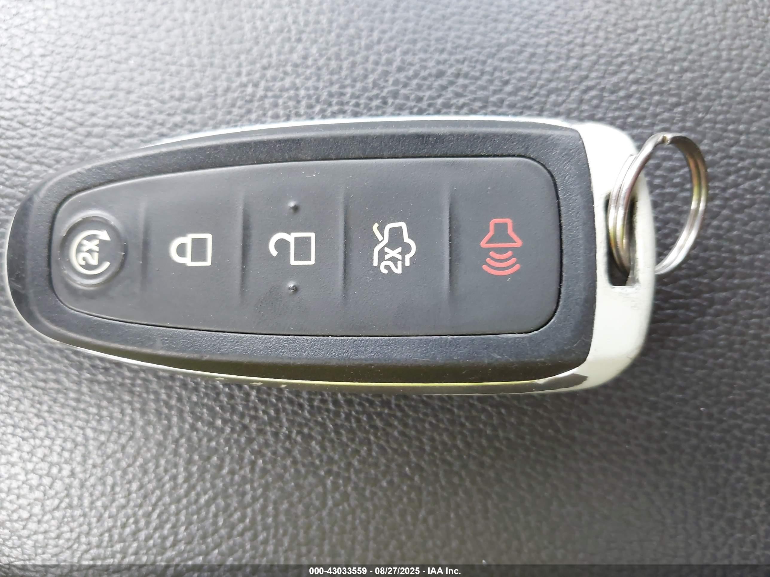 FORD ESCAPE image 11