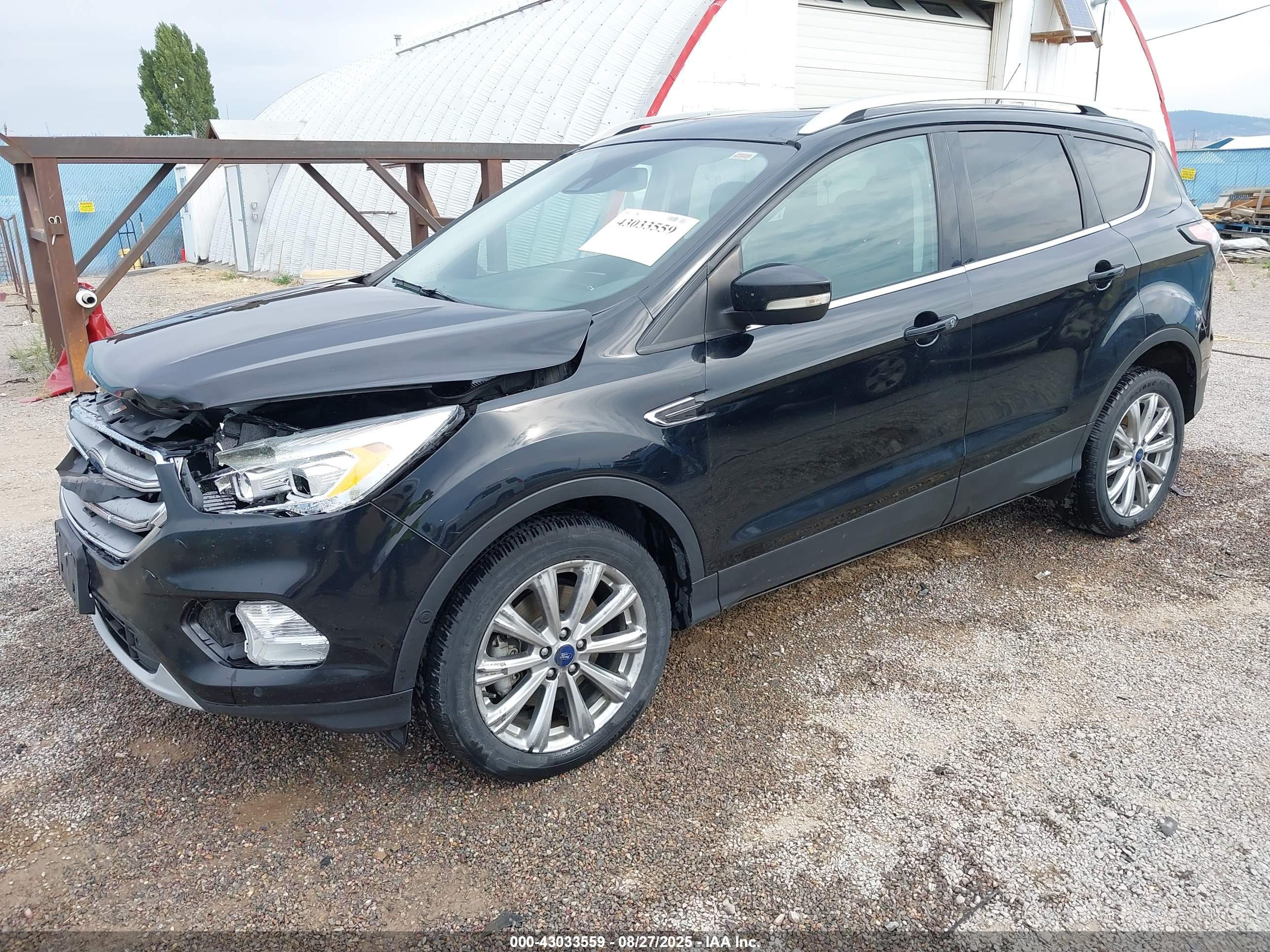 FORD ESCAPE image 2