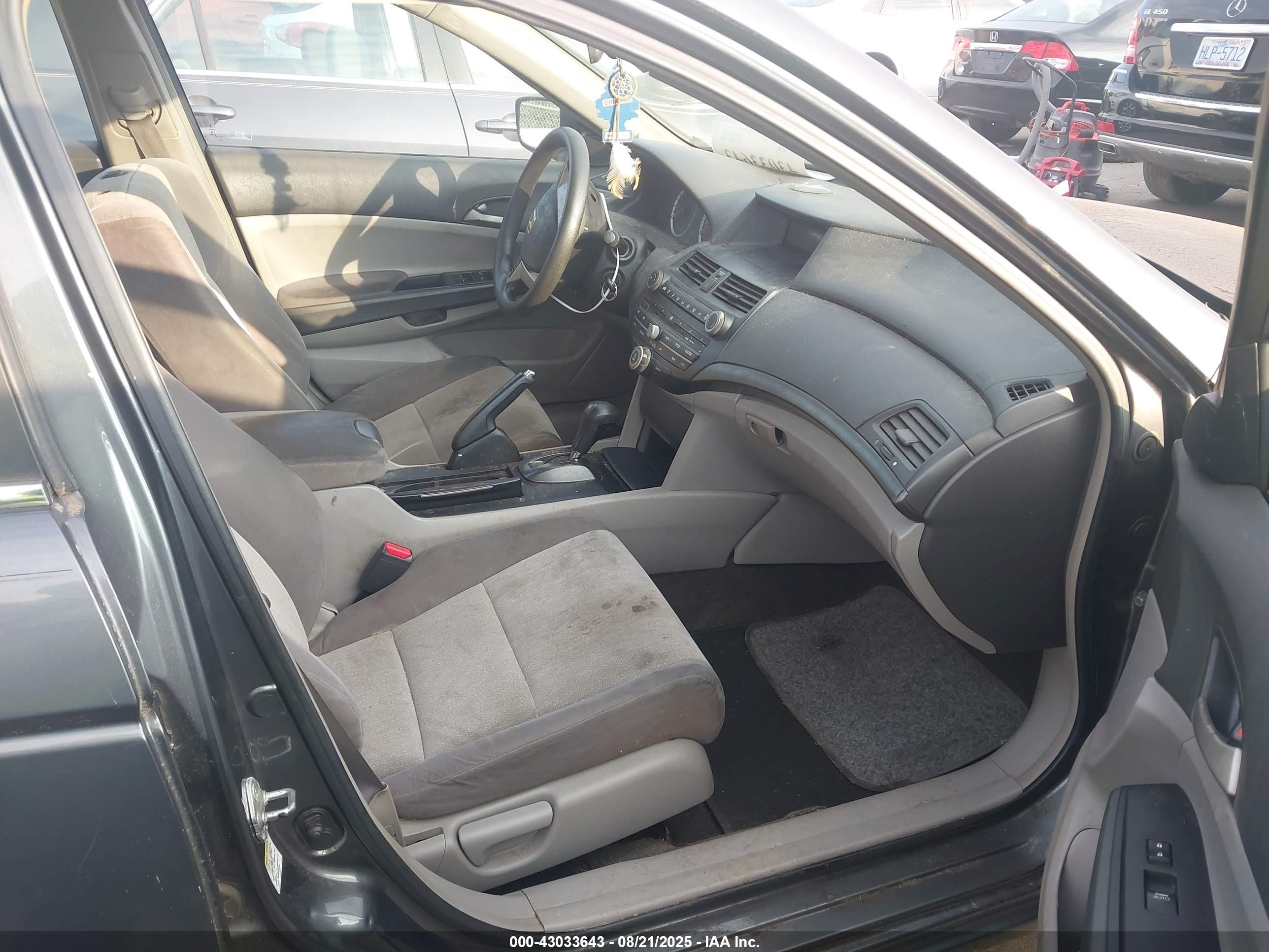 HONDA ACCORD image 5