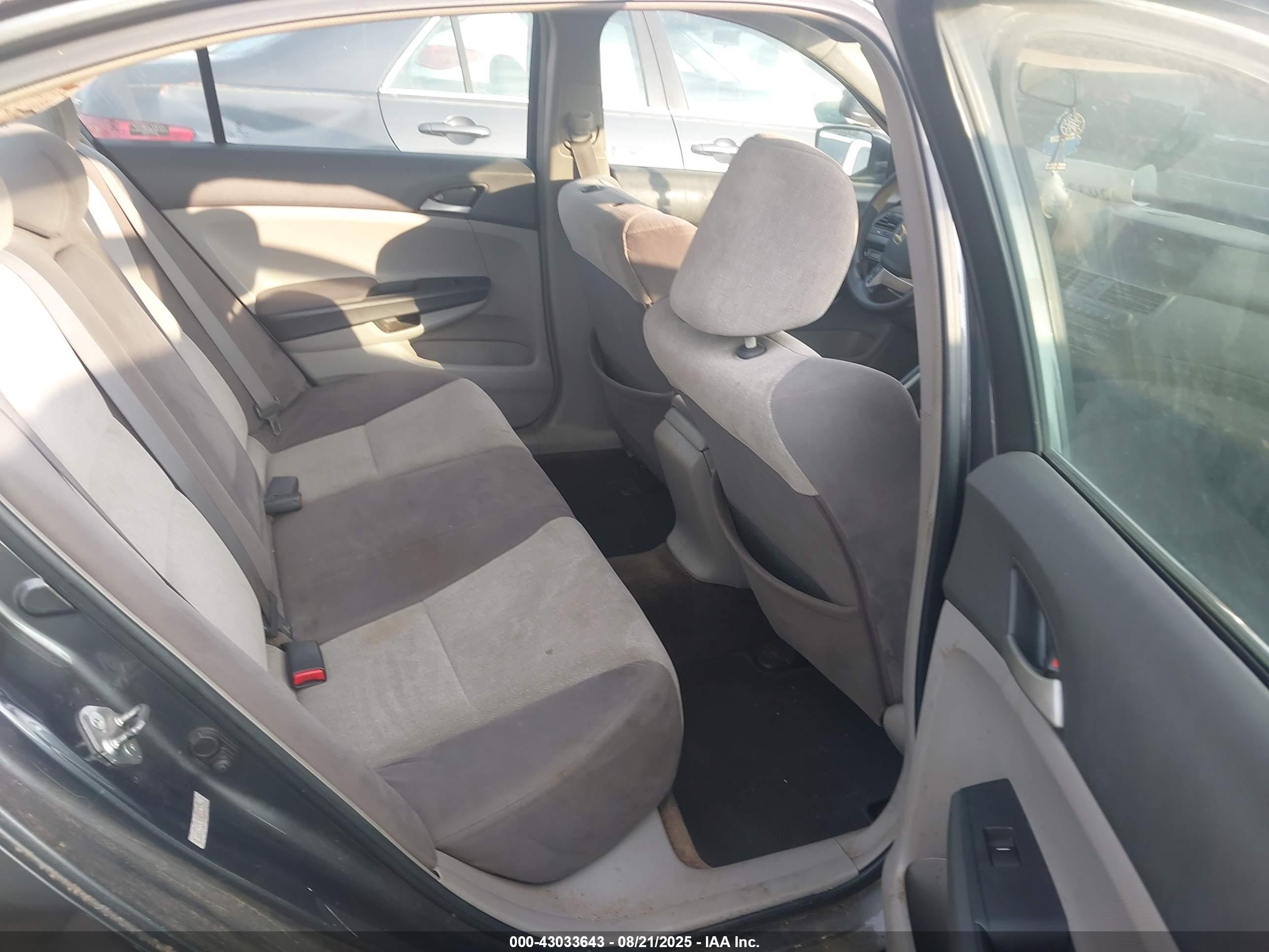 HONDA ACCORD image 8