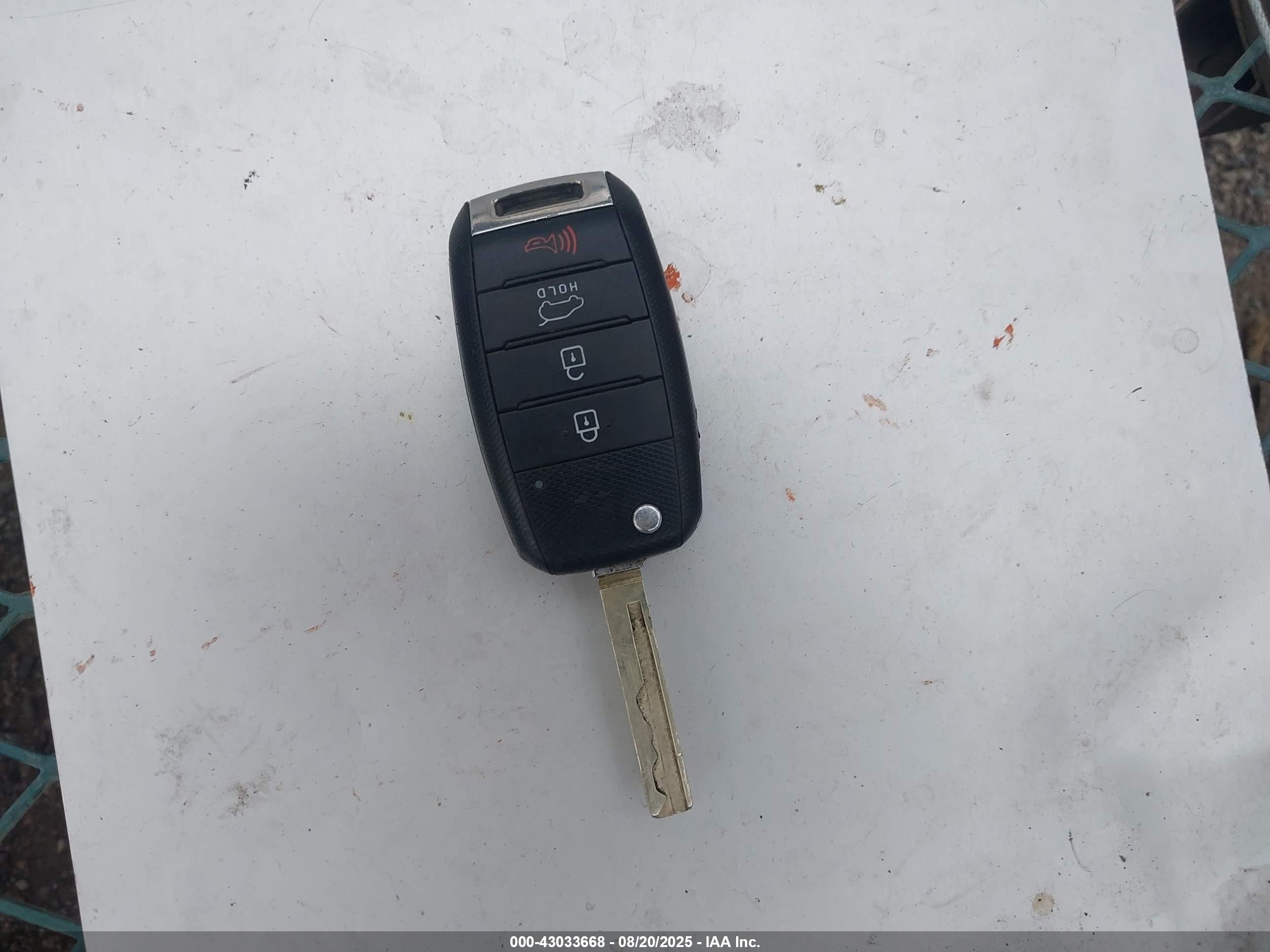 KIA SORENTO image 11