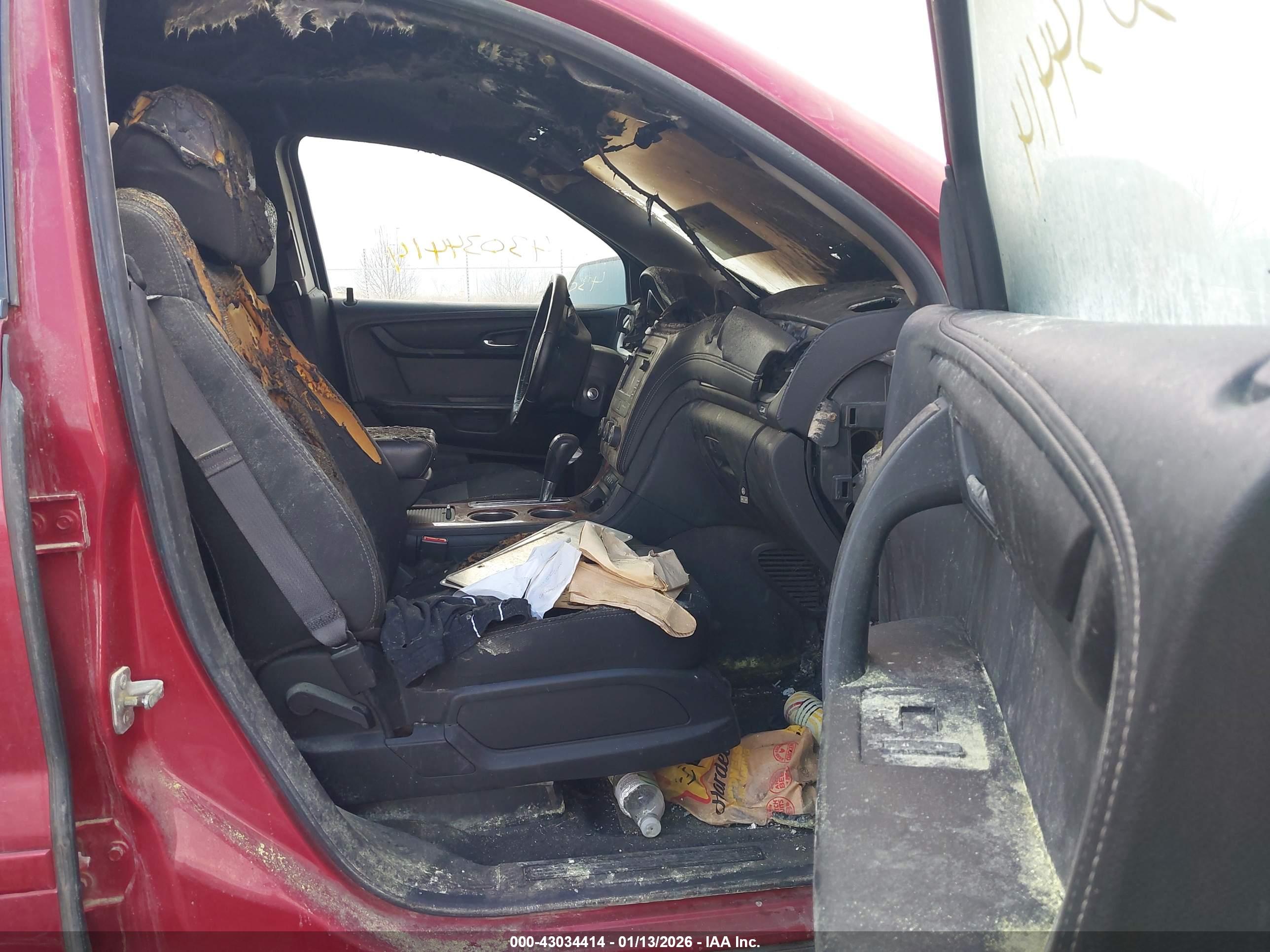 CHEVROLET TRAVERSE image 5