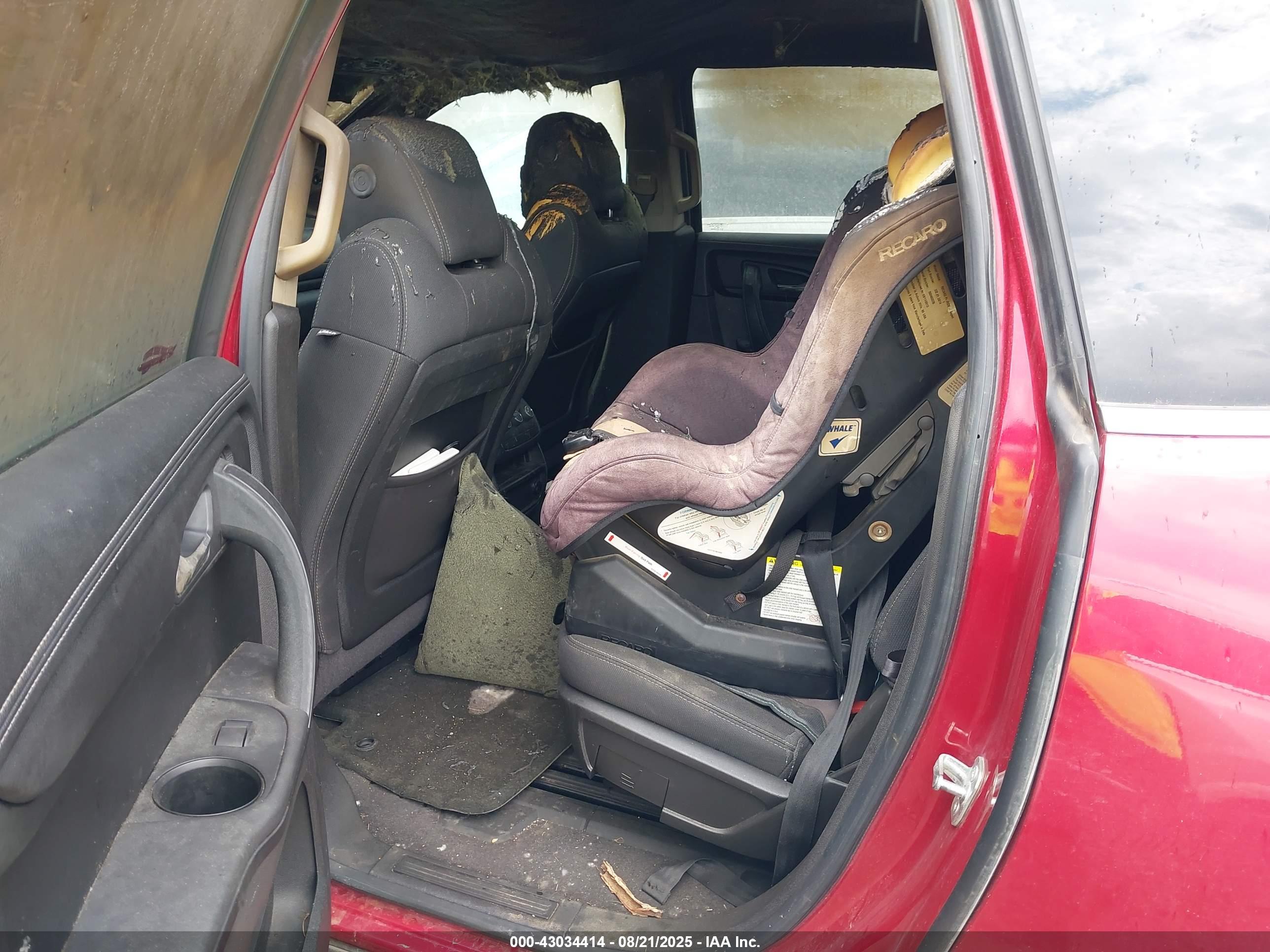 CHEVROLET TRAVERSE image 8