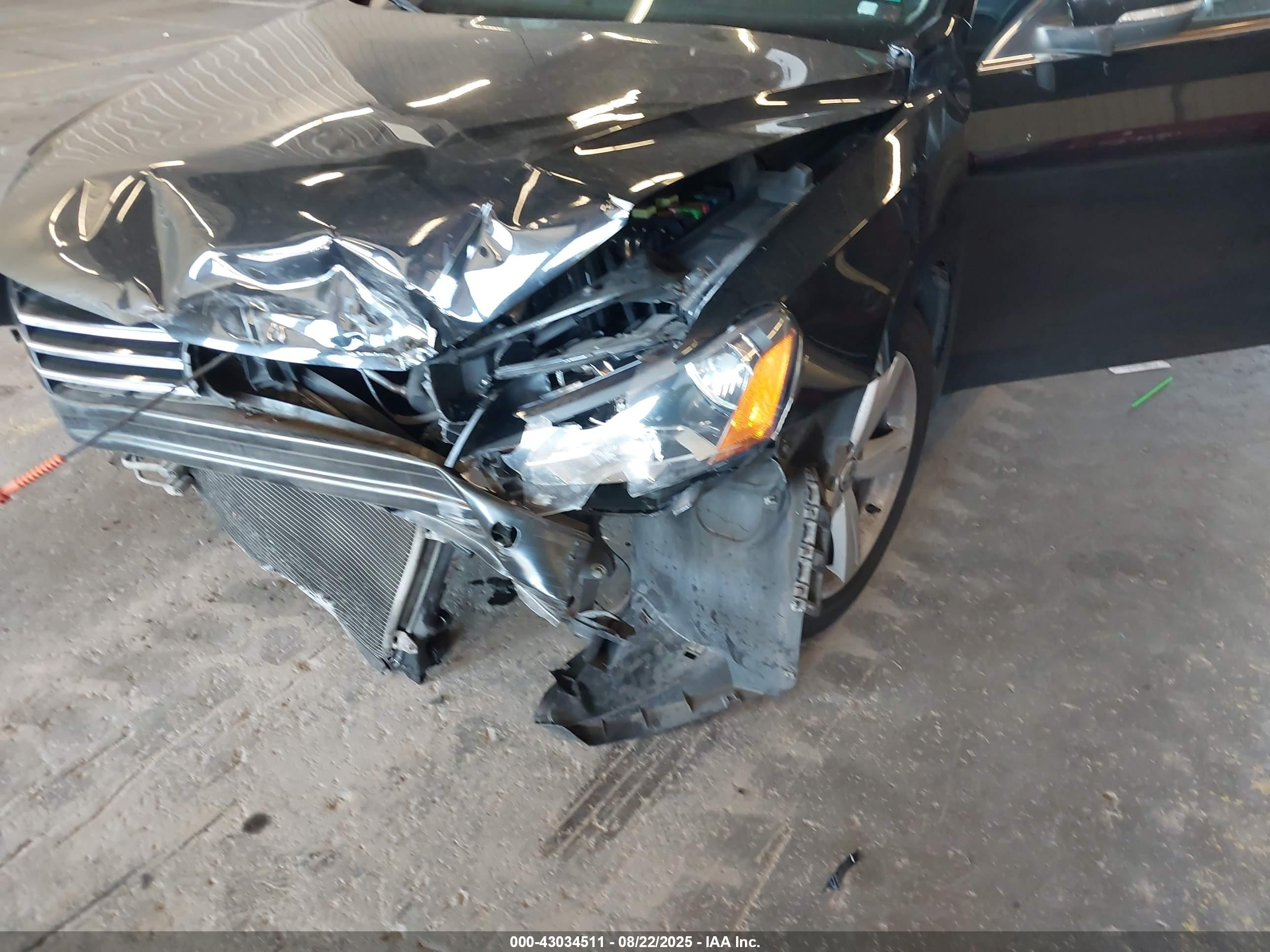 VOLKSWAGEN PASSAT image 6