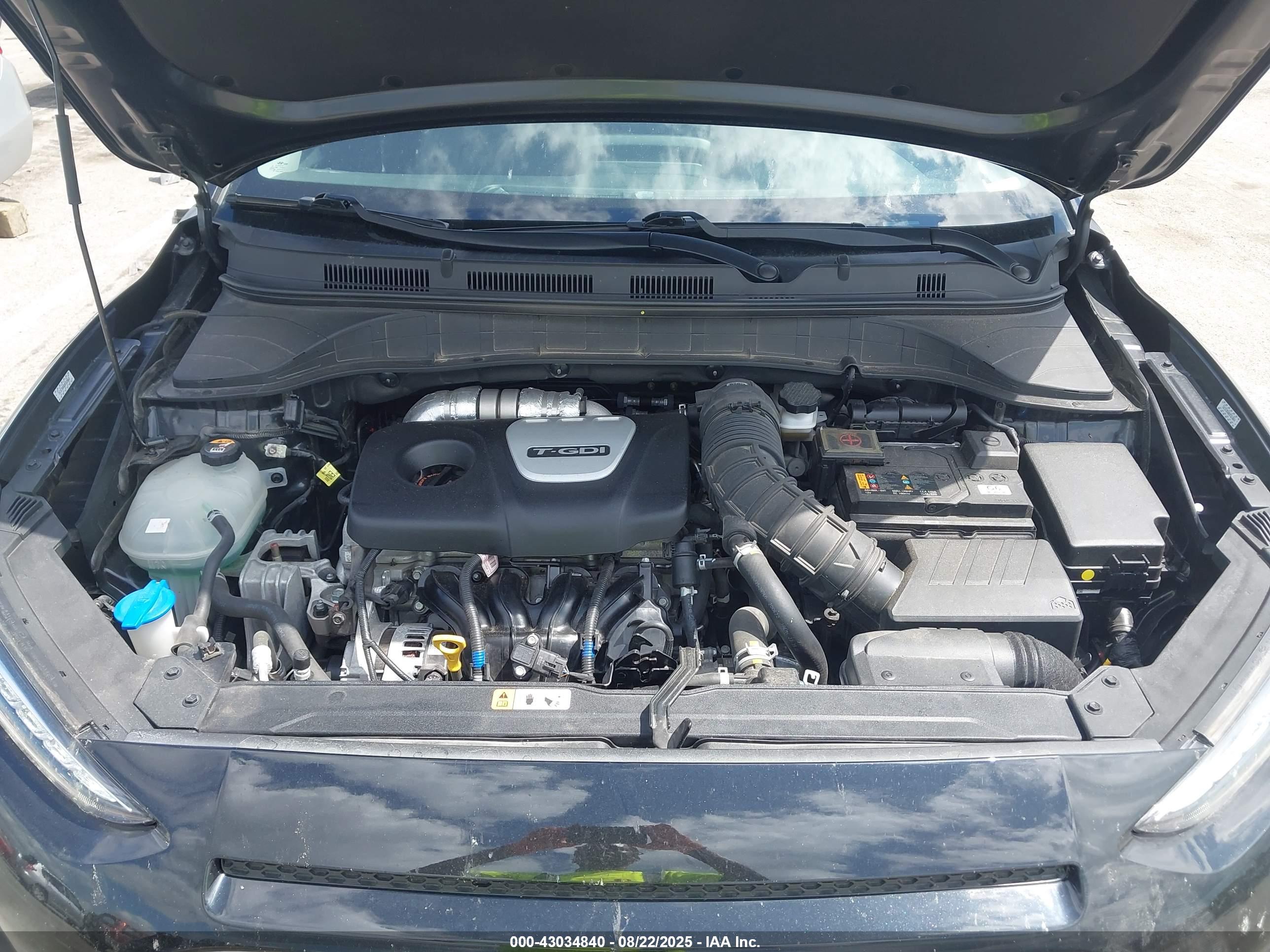 HYUNDAI KONA image 10