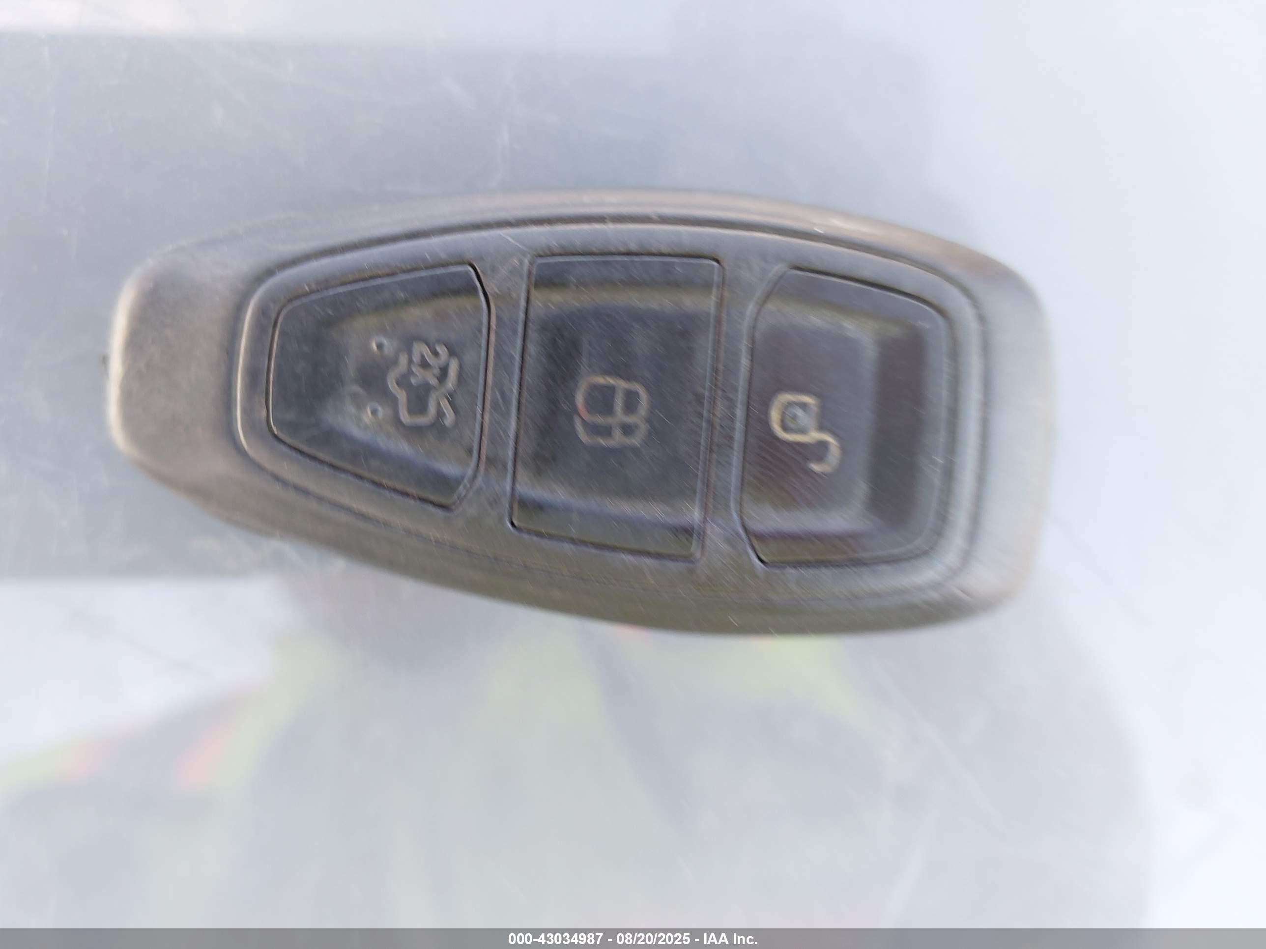 FORD FOCUS image 11