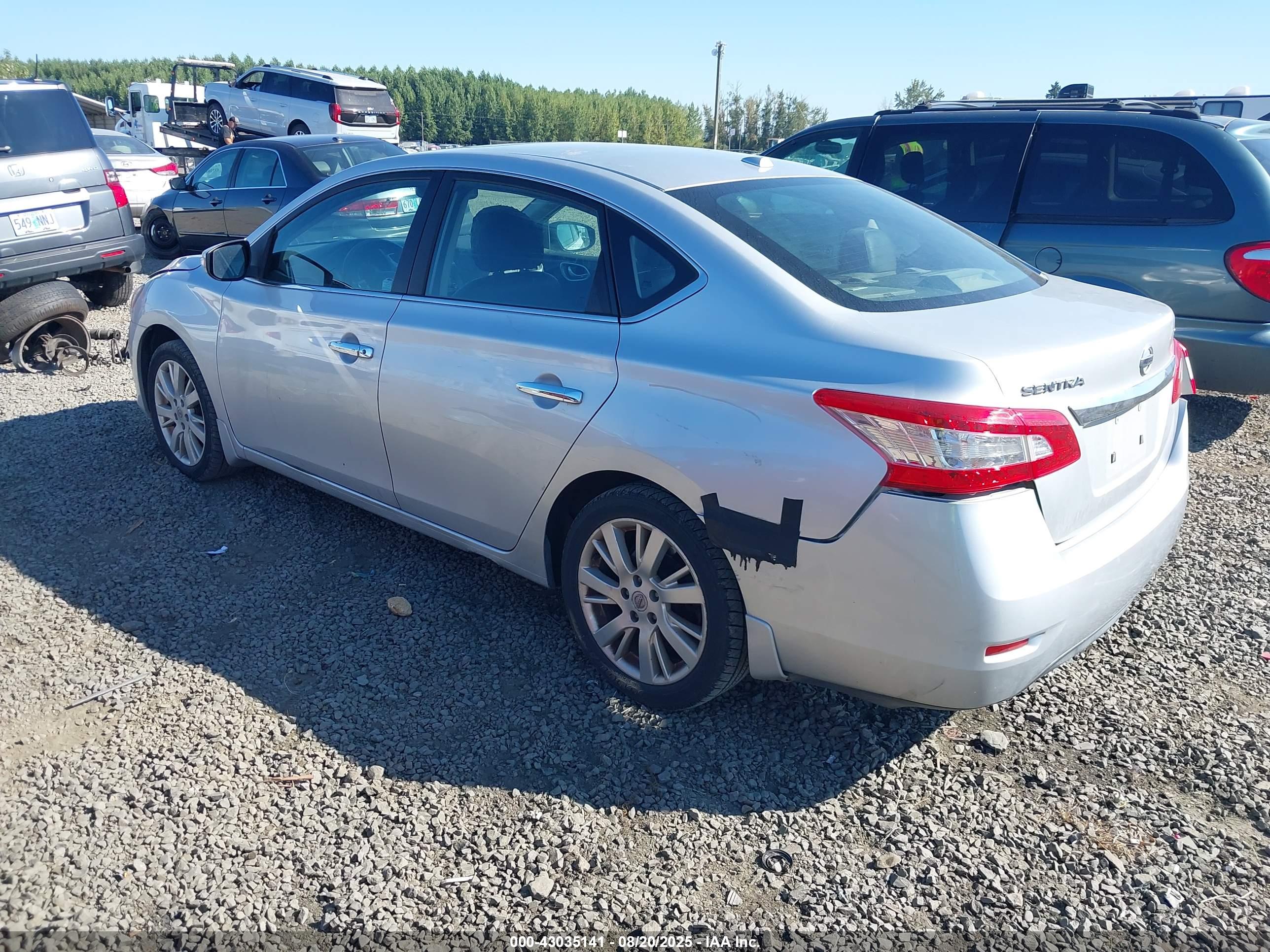 NISSAN SENTRA image 3