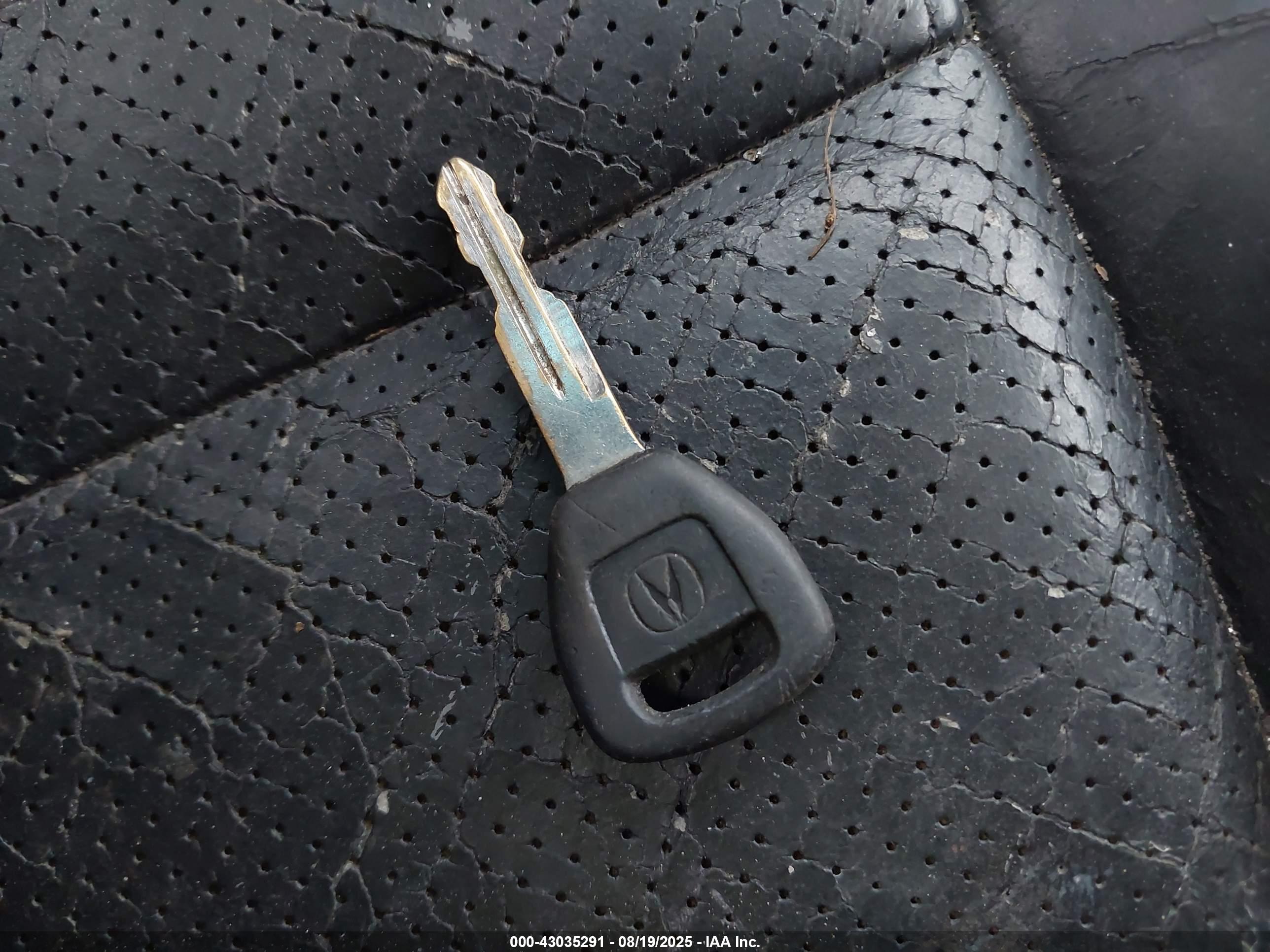 ACURA MDX image 11