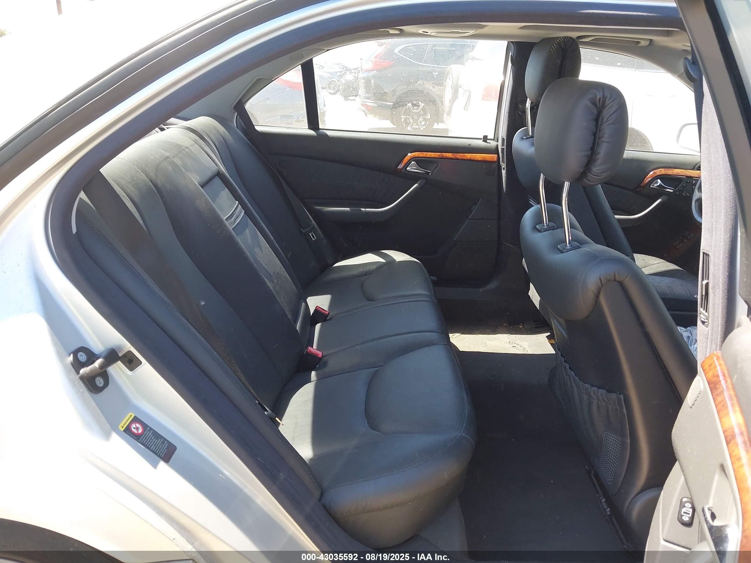 MERCEDES-BENZ S image 8
