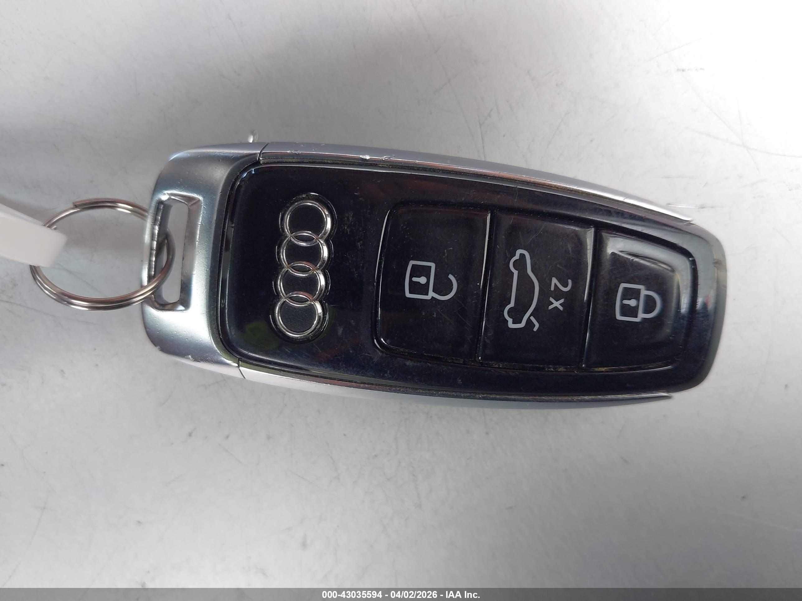 AUDI SQ8 image 11