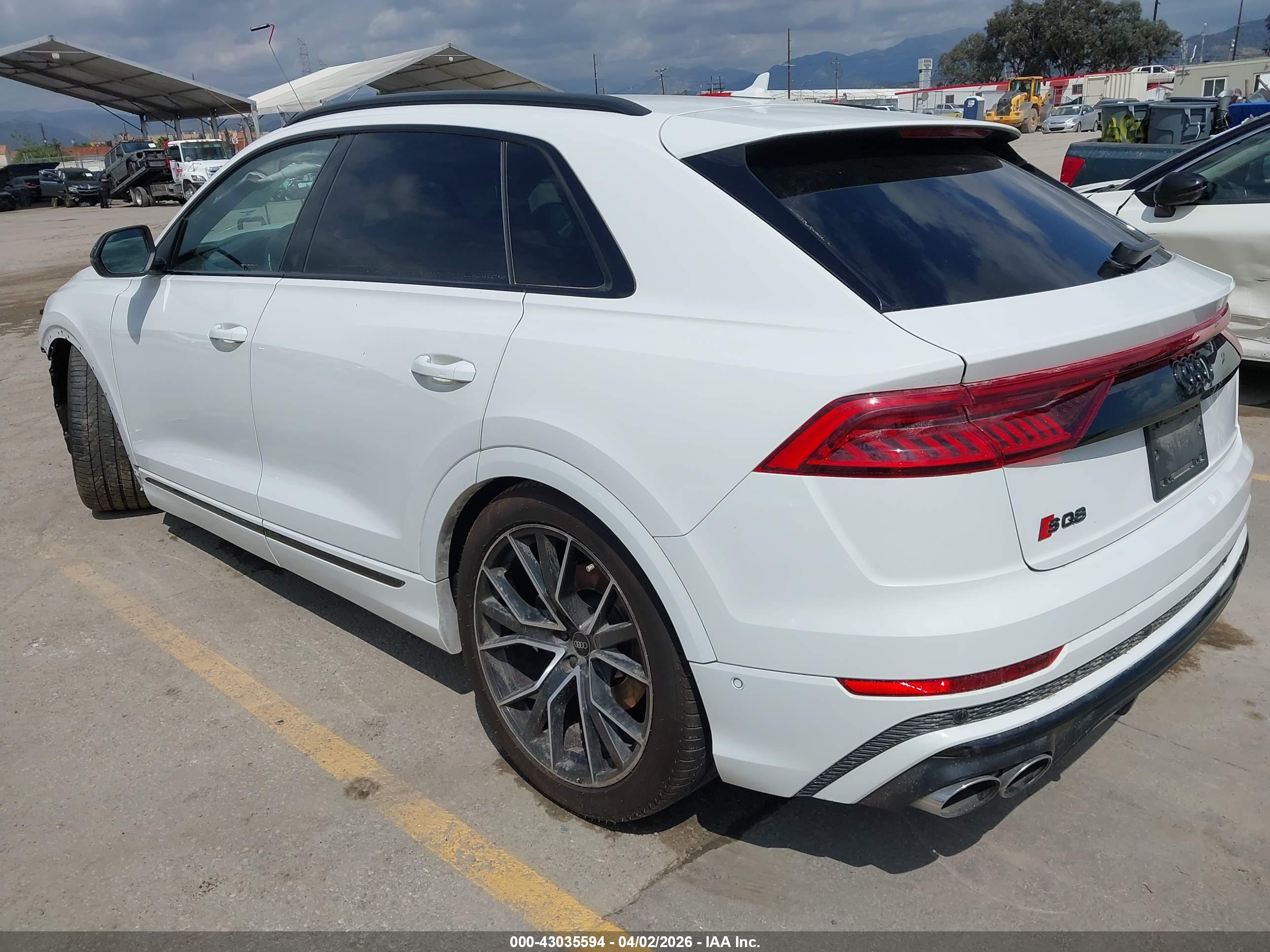 AUDI SQ8 image 3