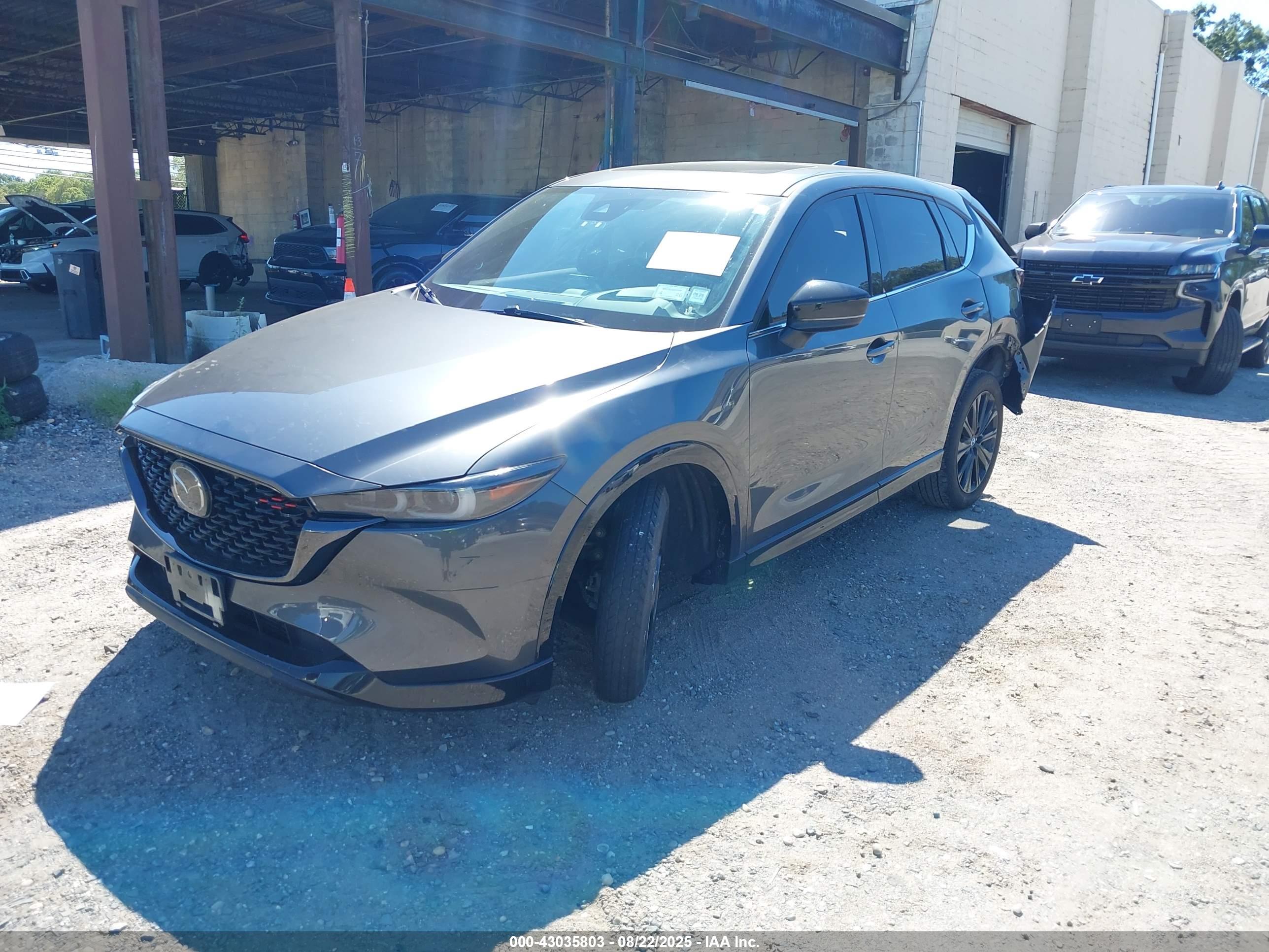 MAZDA CX-5 image 2