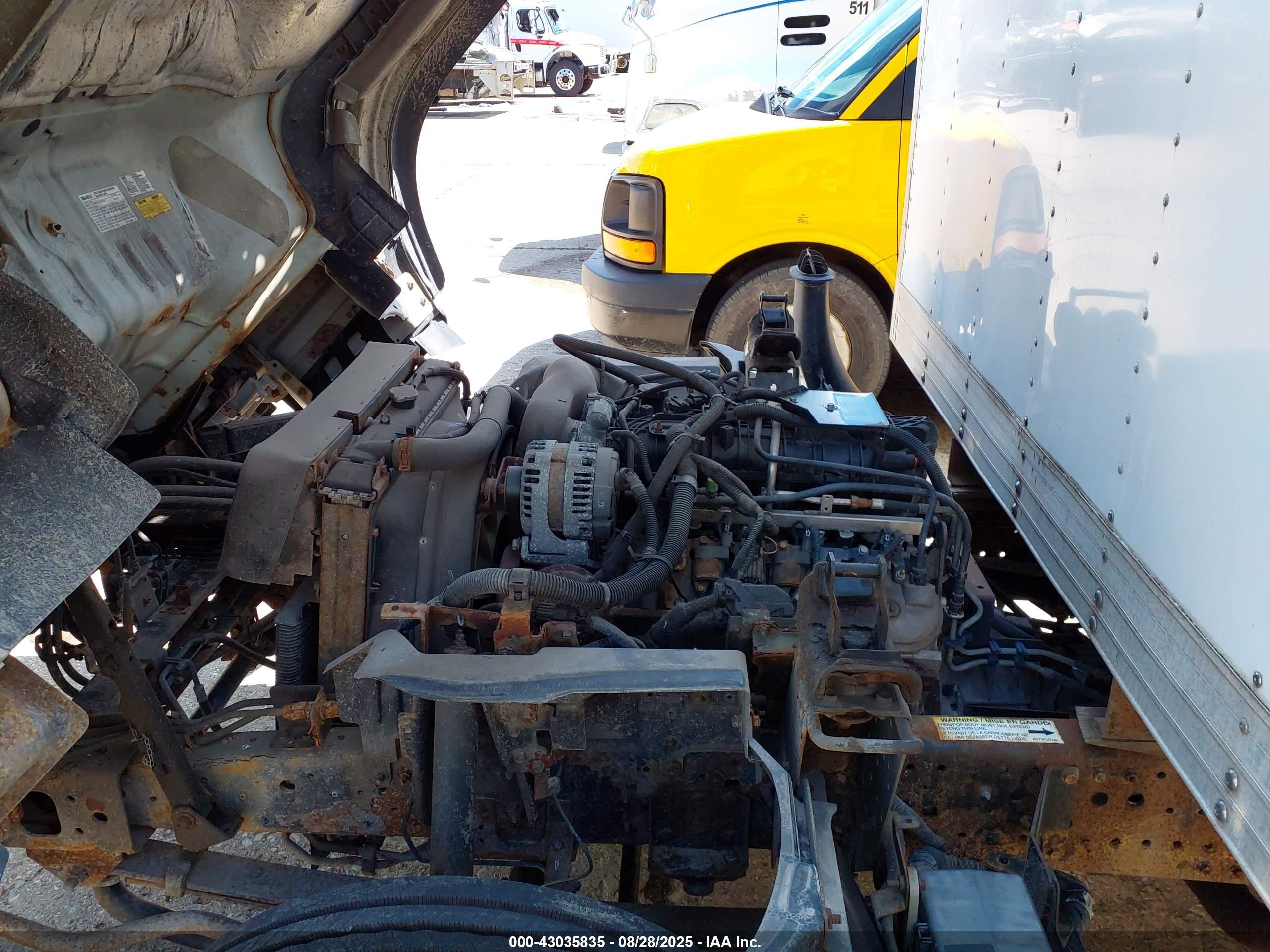 CHEVROLET 4500 image 10