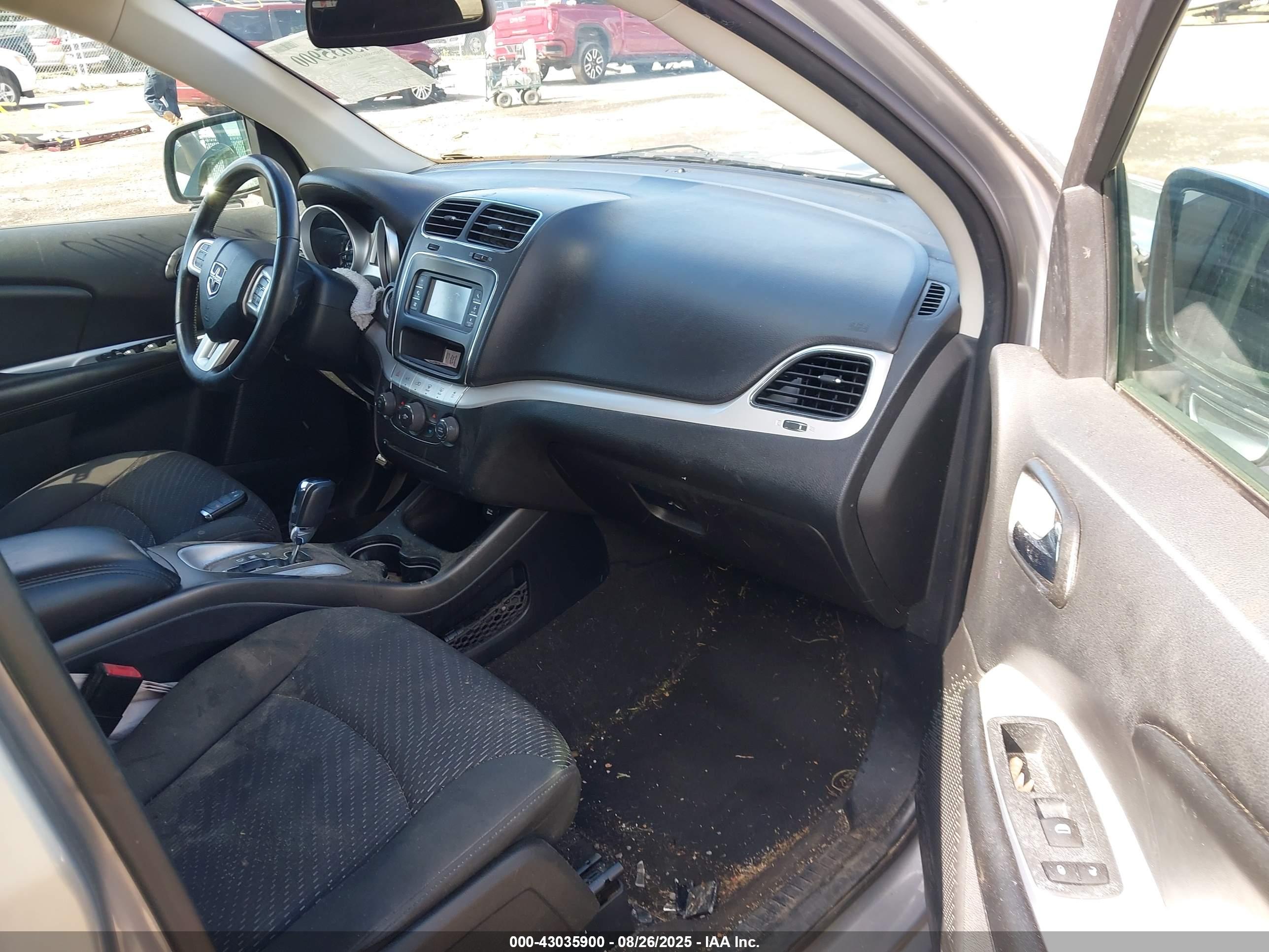 DODGE JOURNEY image 5