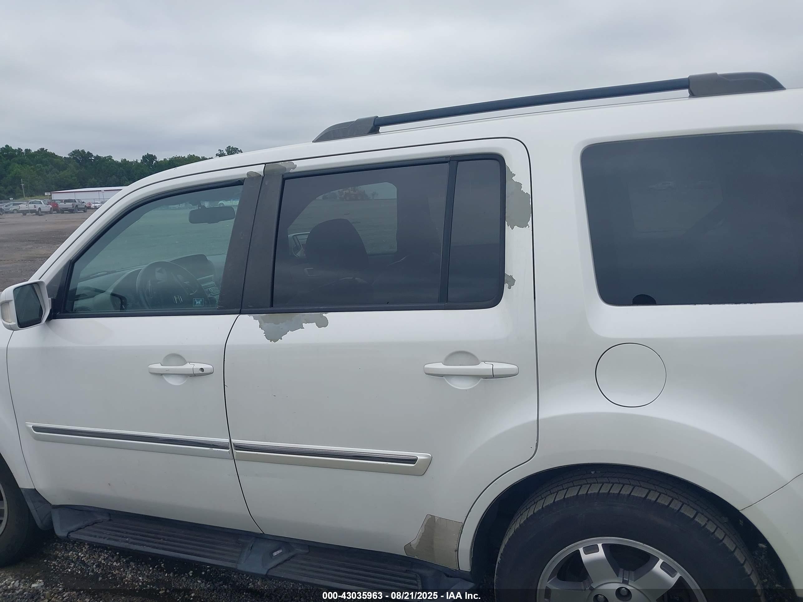 HONDA PILOT image 6